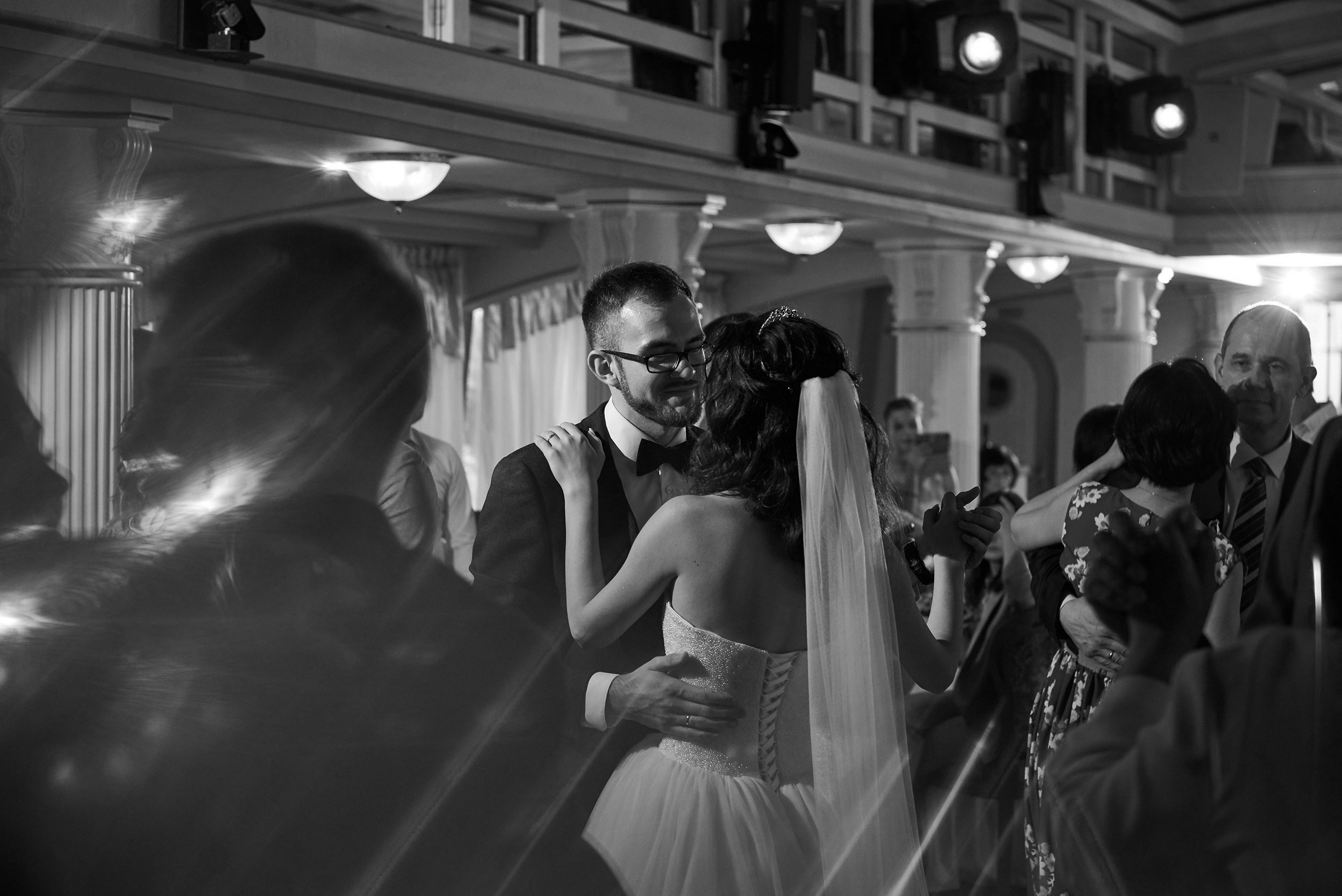 Свадебный фотограф в Санкт-Петербурге Петергофе Пушкине Саша Галлс / Александр Галлс