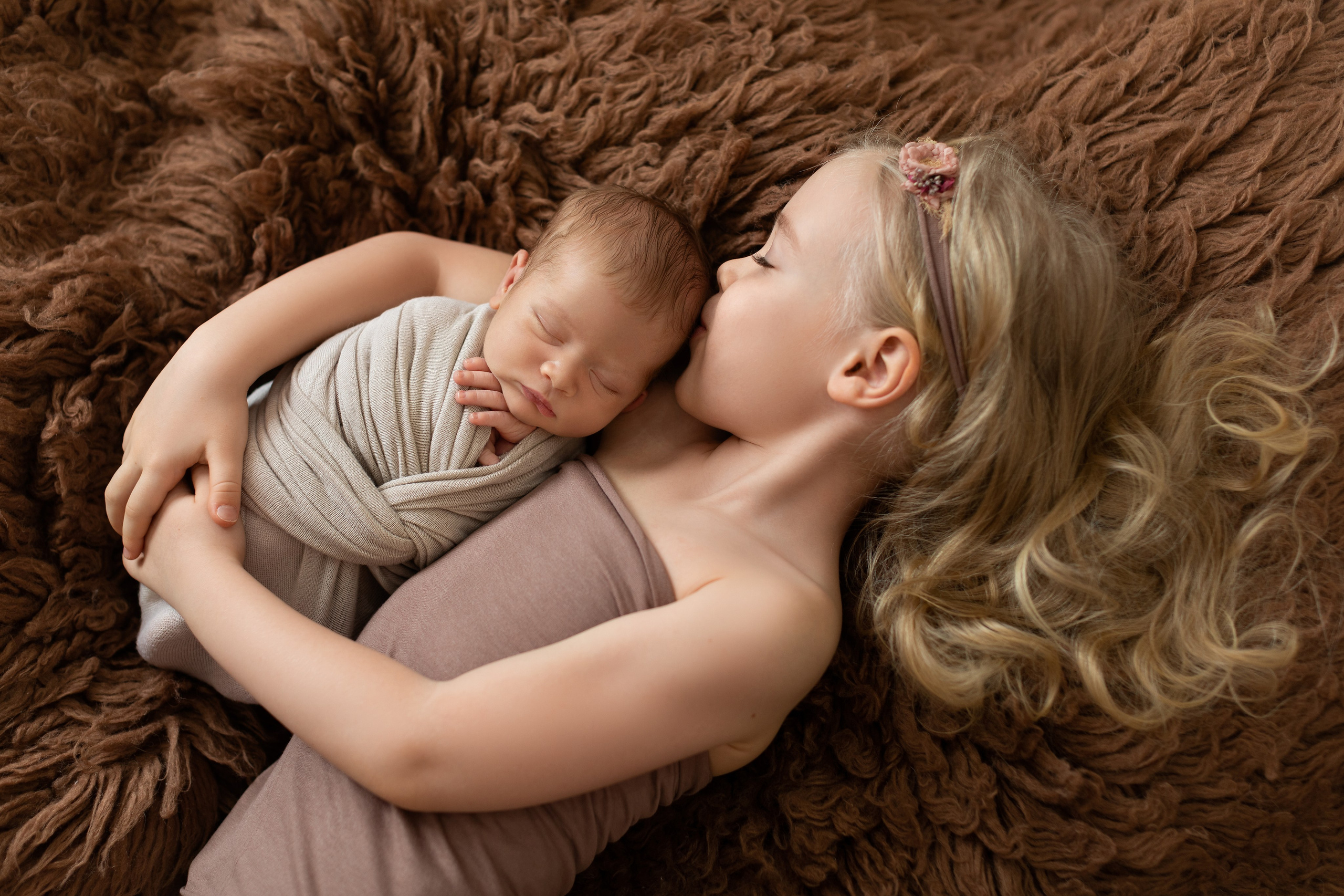 PH @bestmoments_newborn. Retoucher Aleksmokh