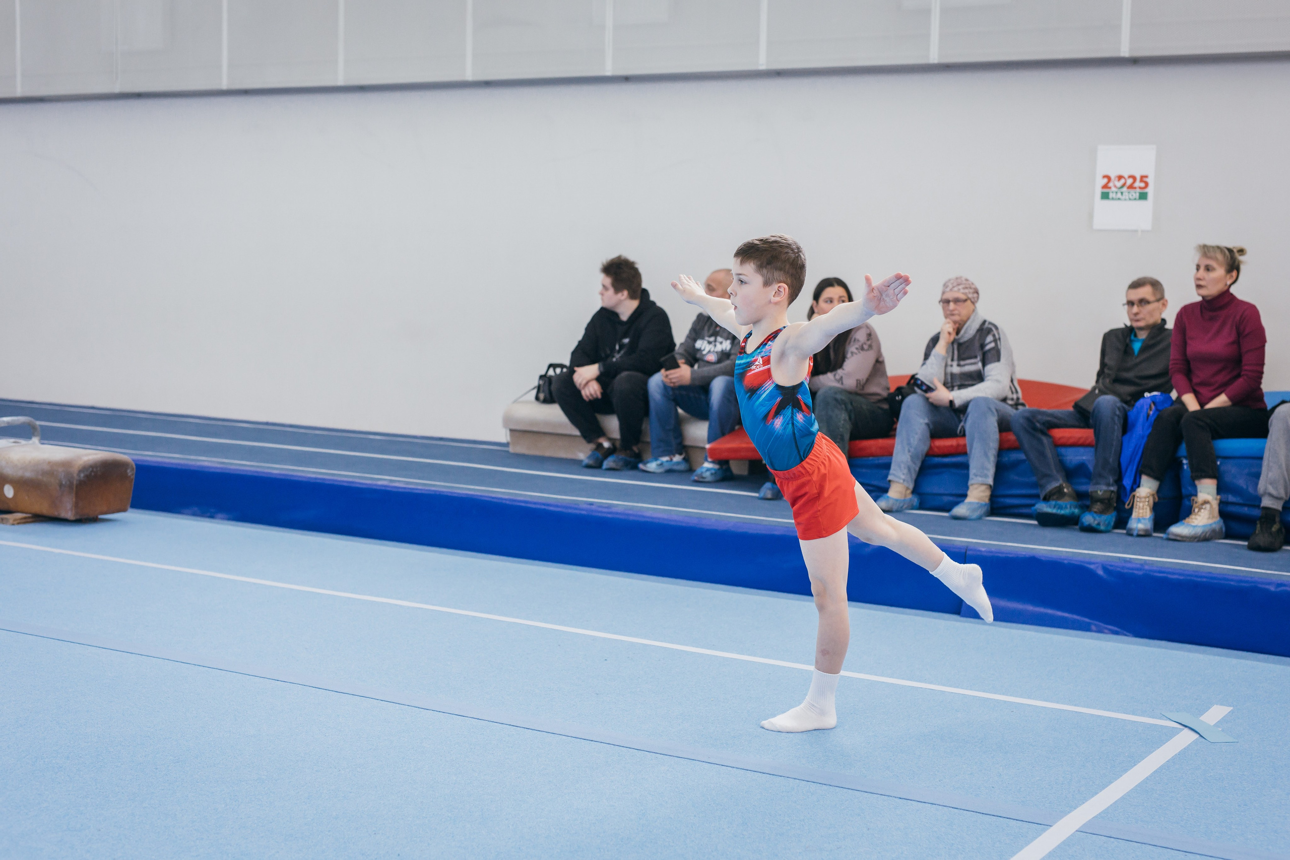 Съёмка для СДЮШОР по спортивной гимнастике. Портретный и семейный фотограф в Минске