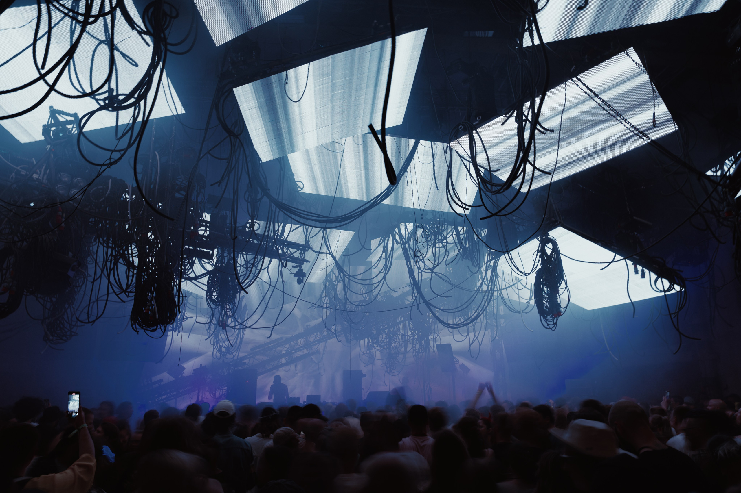 Outline 2024. @tomrus: Рустам Шагиморданов — фотограф