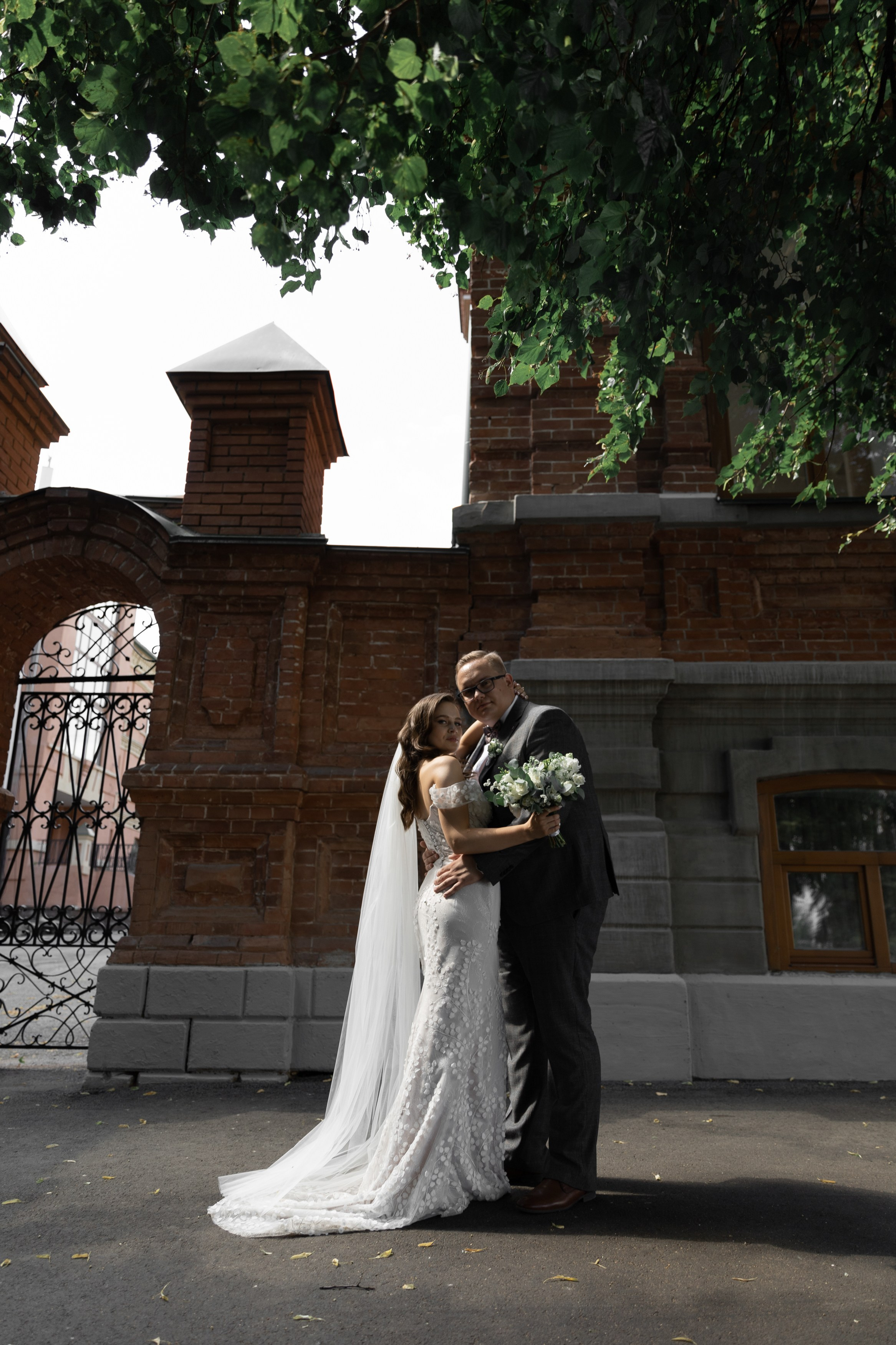 Свадебный фотограф Уфа — Руслан ГабдлисламовЖивые эмоции, красивые кадры, воспоминания на всю жизнь.Работаю по всей Республике Башкортоста. Свадебный фотограф Уфа Руслан Габдлисламов