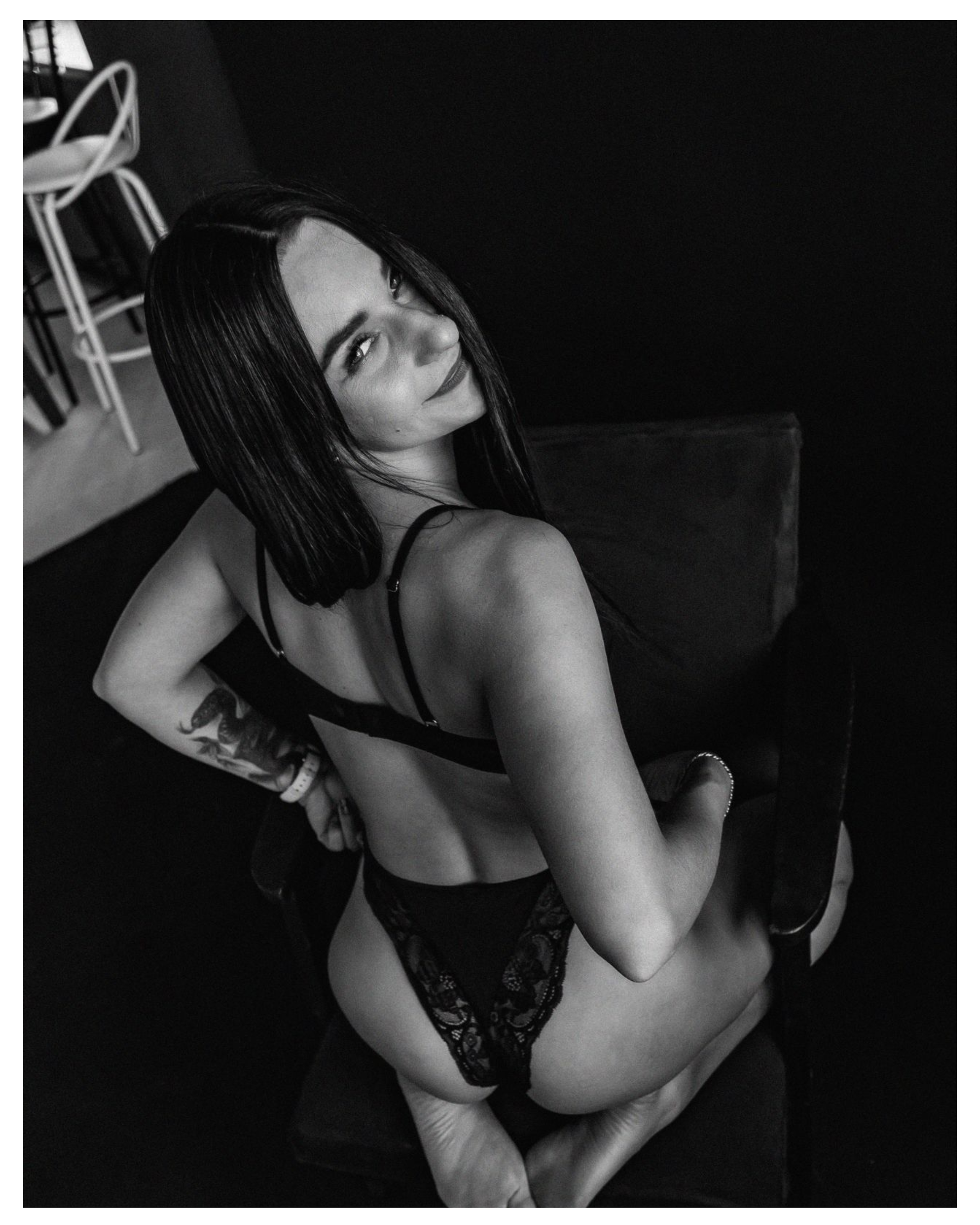 Сочность и Провокация. SHDEN — Photographer | Content Creator