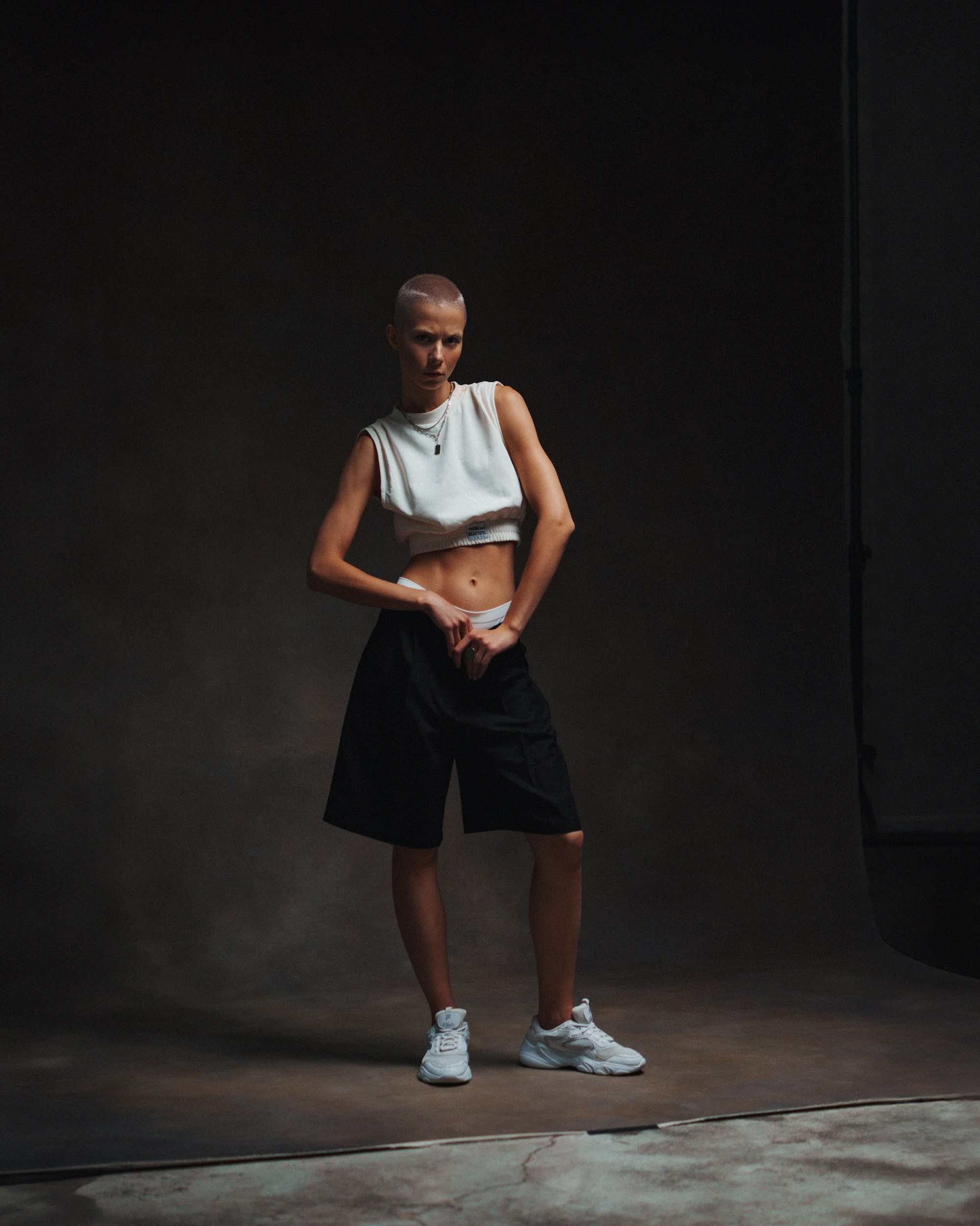 Портрет в студии, контент для блога, экспертная фотосессия | женский портрет | фотосессия в студии | фото контент для блога | экспертный блог визуал | контент инстаграм | экспертная съемка | контент фотосессия | личный блог визуал | личный бренд визуал | контент фотосессия | идеи фотосессии для контента | фото для блога | женский экспертный блог | фотосессия для личного бренда | бренд съемка