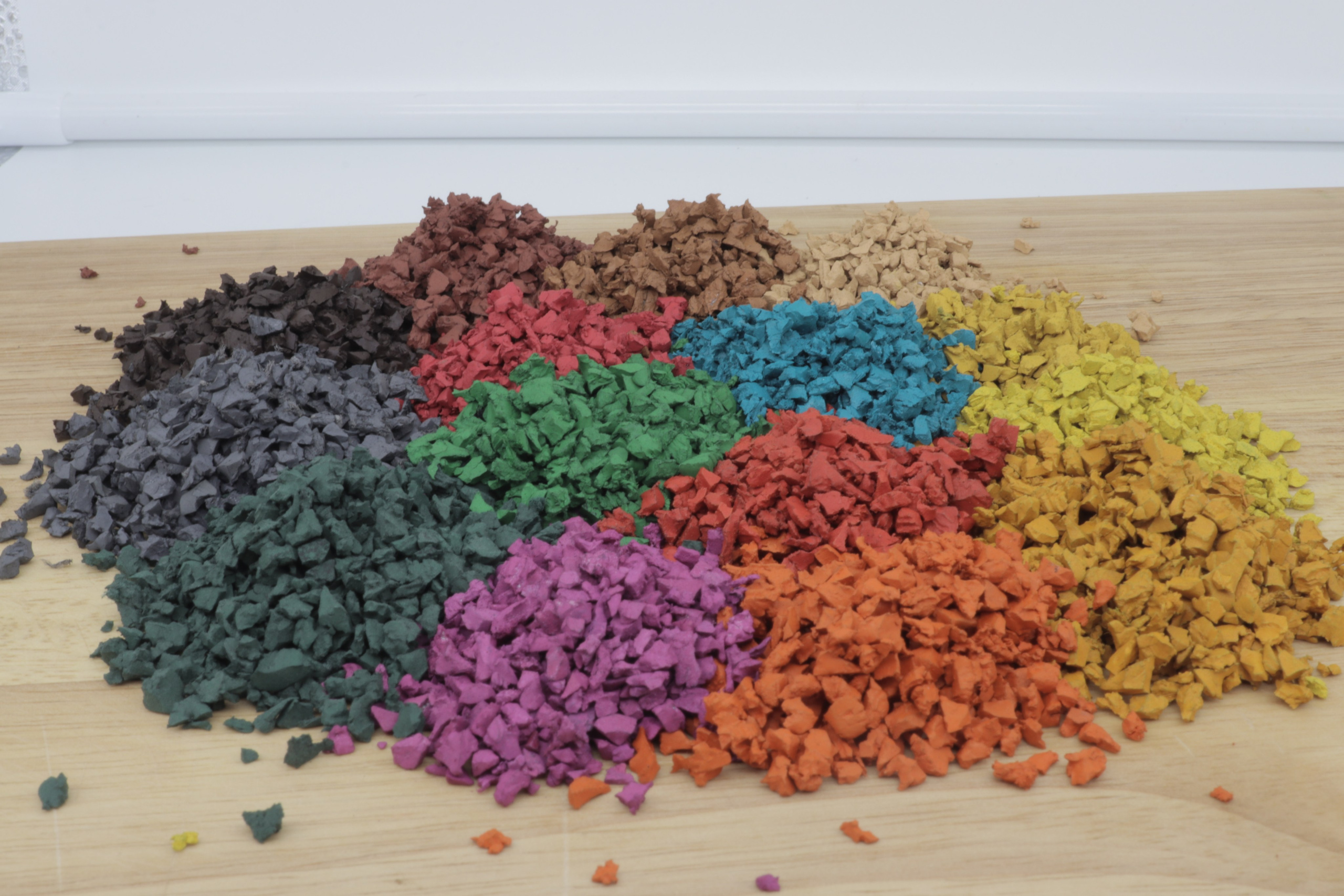 ОКРАШЕННАЯ КРОШКА. Recro