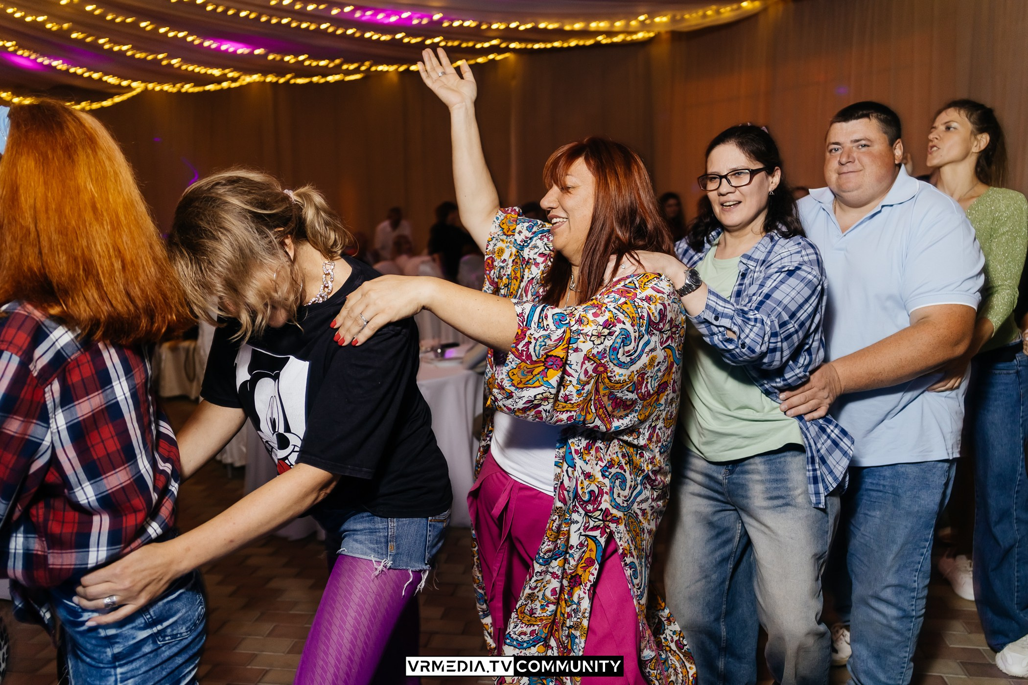 Ресторан «Империя»: Вечеринка 90-х