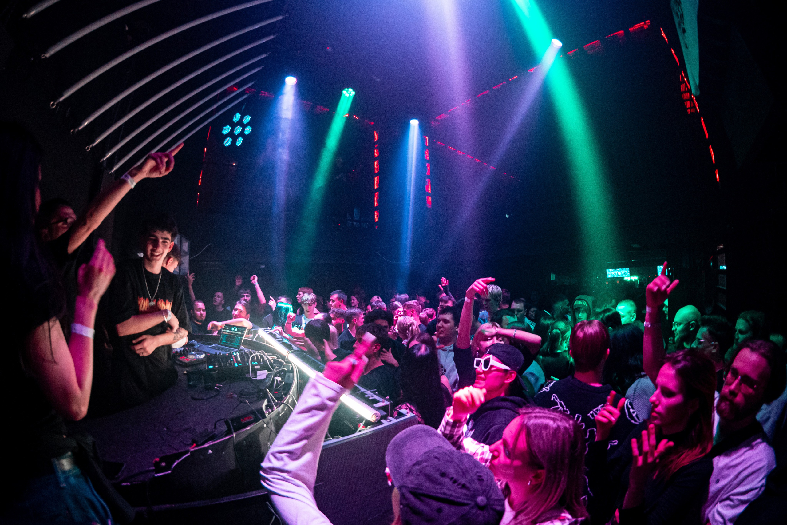 ZHARA & ZIP| ПАША ТЕХНИК. ZHARA CREW