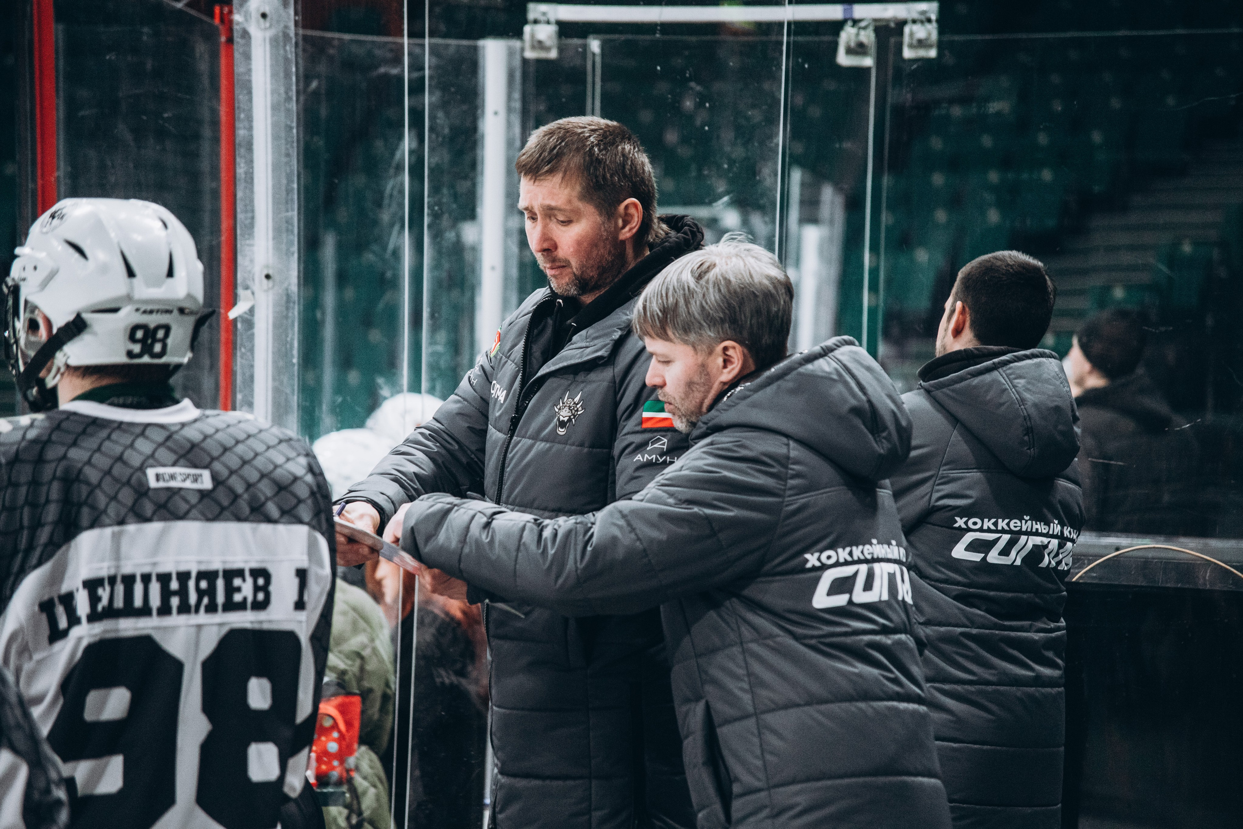 Хоккейный матч Сигма — КГАСУ. Портретный и репортажный фотограф Елизавета Рудовская|Казань