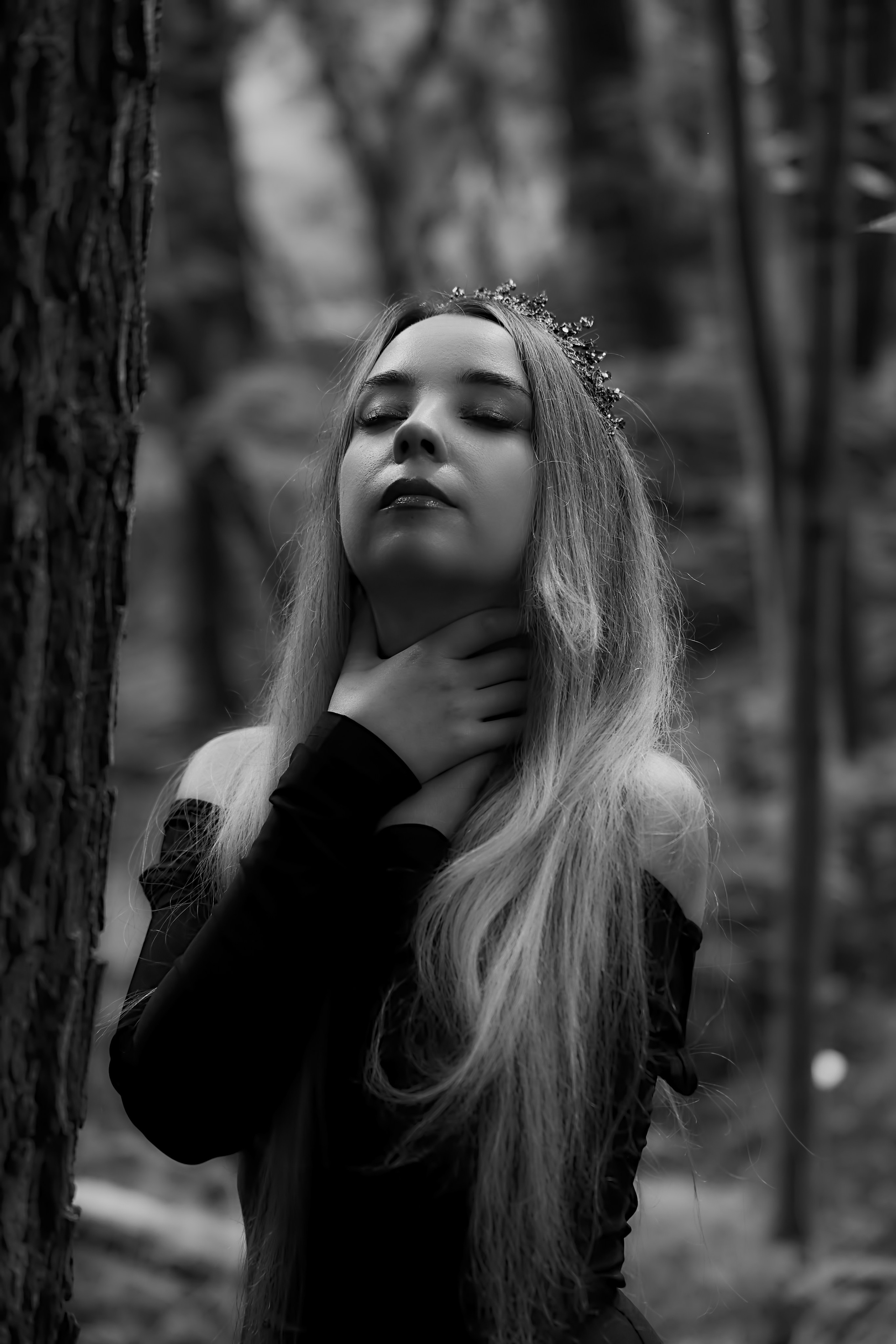 Инна в черном. Фотограф в Москве и Московской области Юлия Паршикова