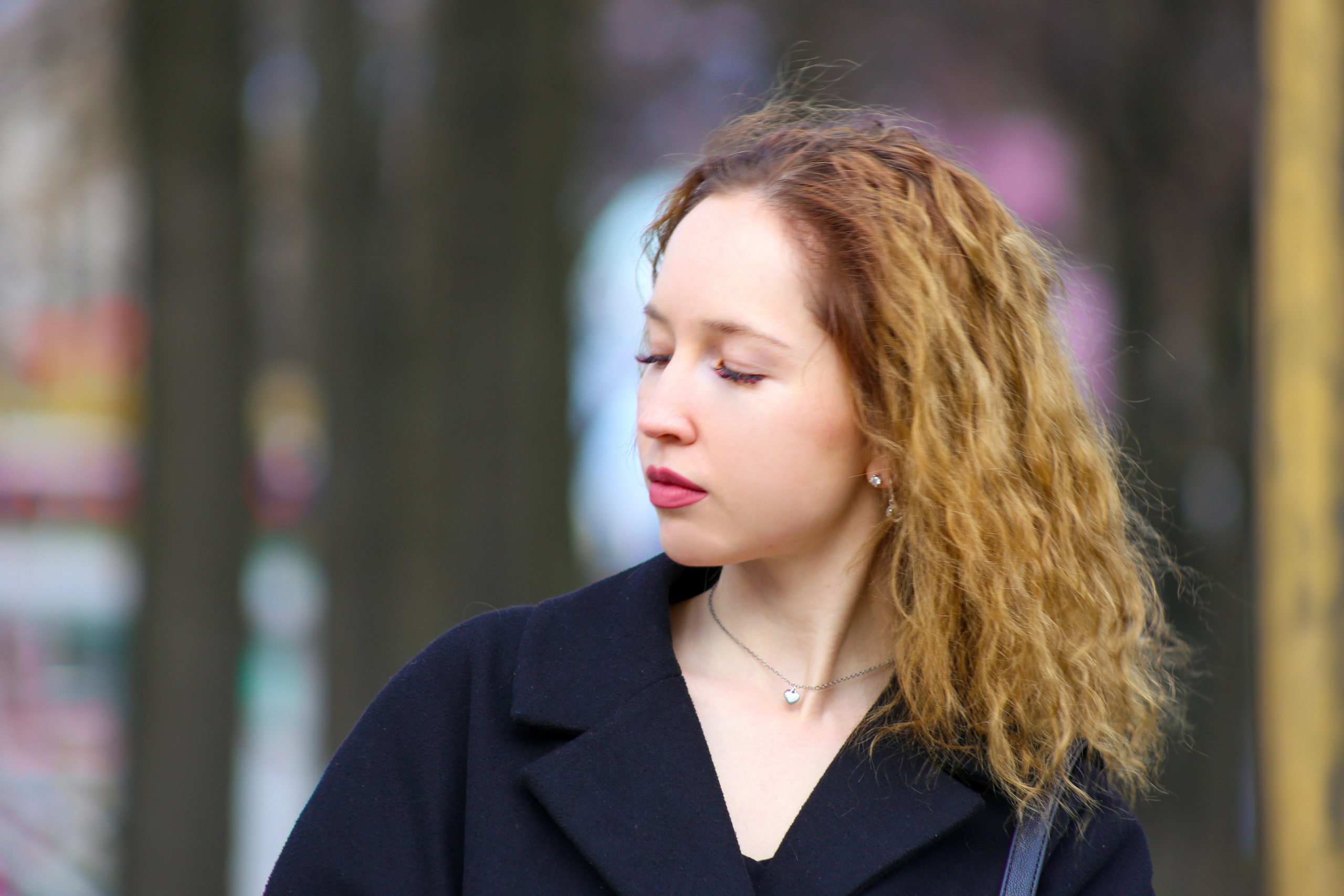 Алина в городе. Фотограф Пермь. Фотосессия в фотостудии Перми и на свежем воздухе