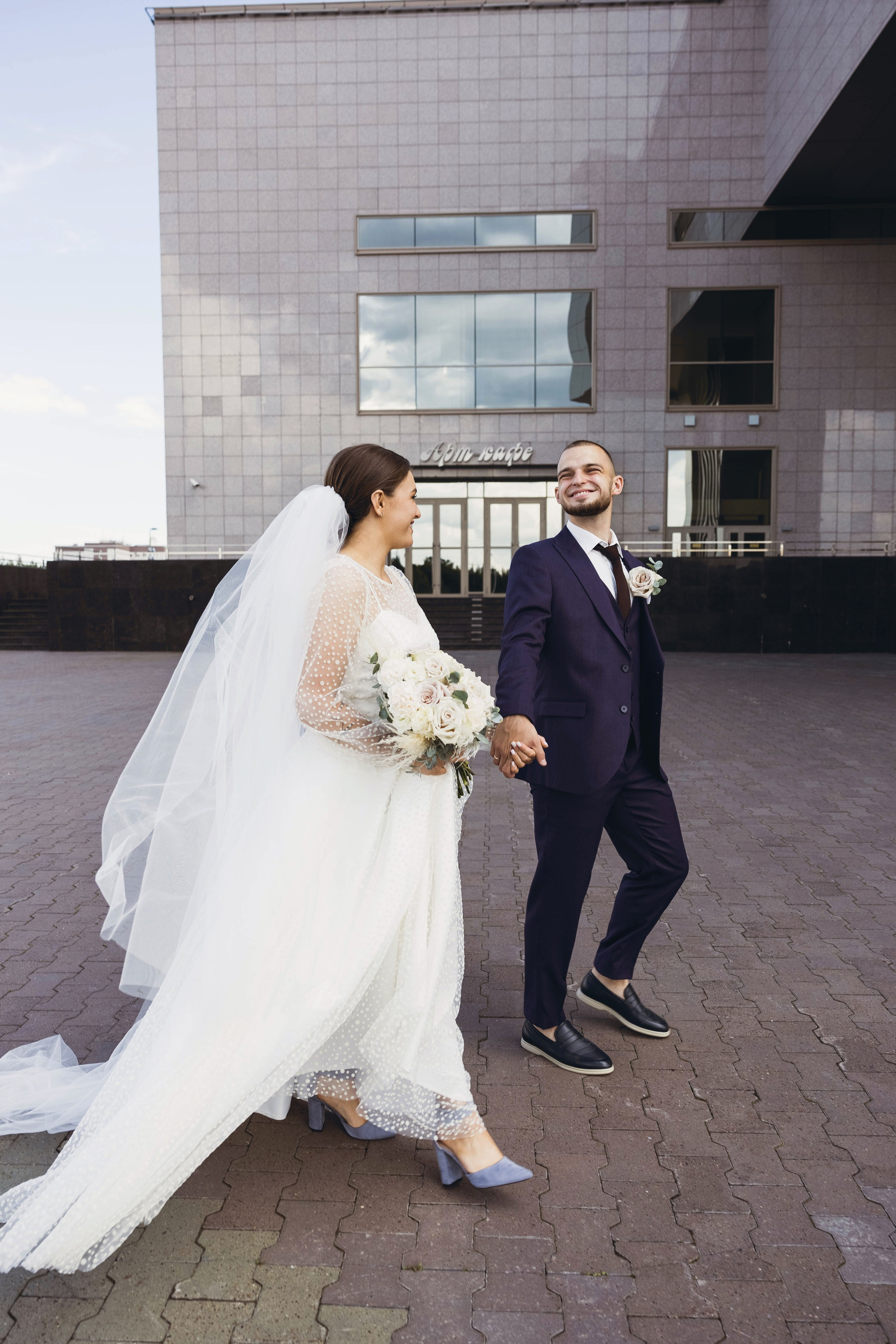 Никита и Ульяна (максимальный — Винотека). Свадебный и семейный фотограф в городе Сургуте Стерликова Светлана