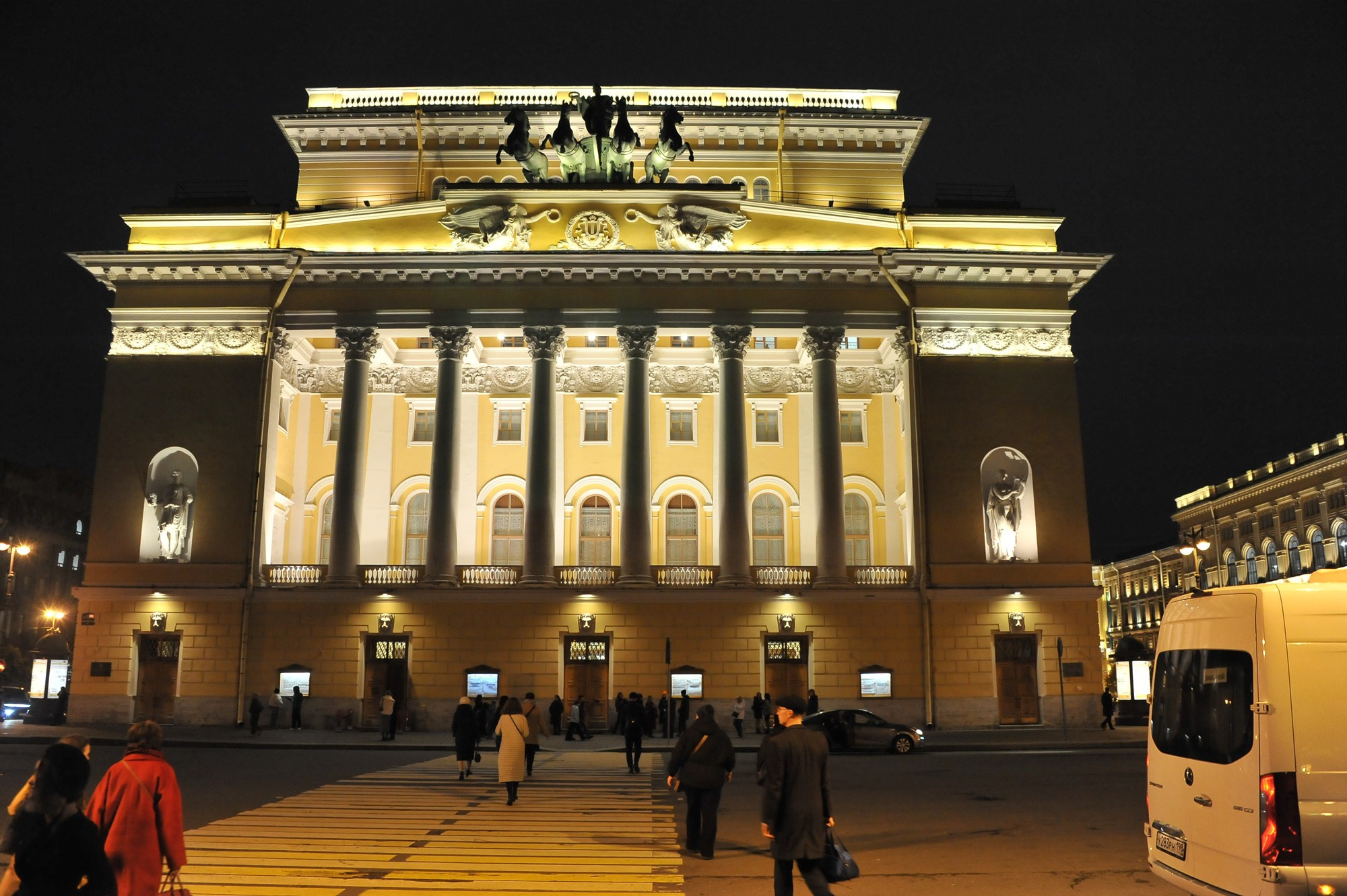 Вечерний Питер. Фотостудия Портрет Свадебный и семейный фотограф в Рязани