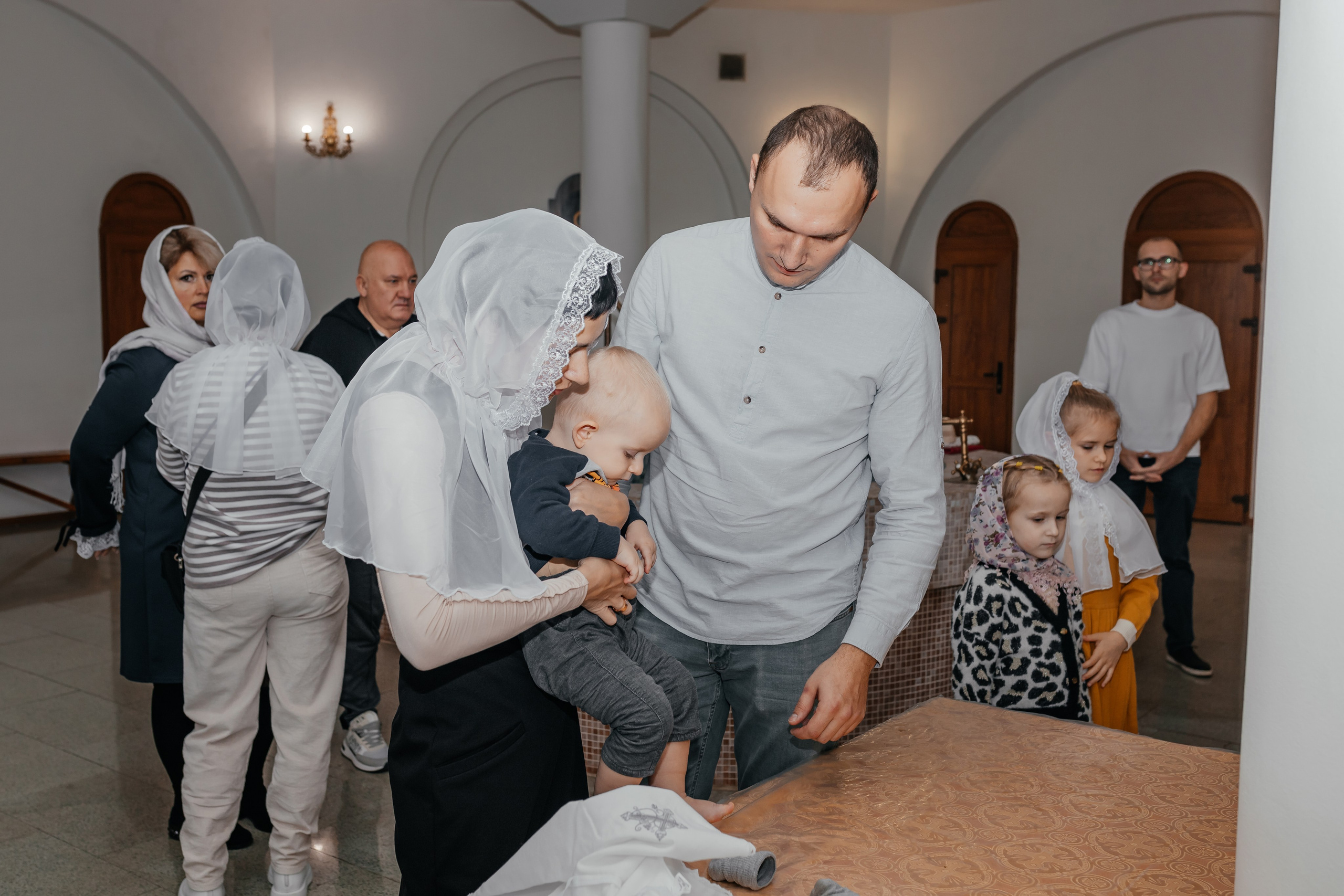 Крещение Георгий. Семейный и домашний фотограф в Москве и МО Королева Валерия