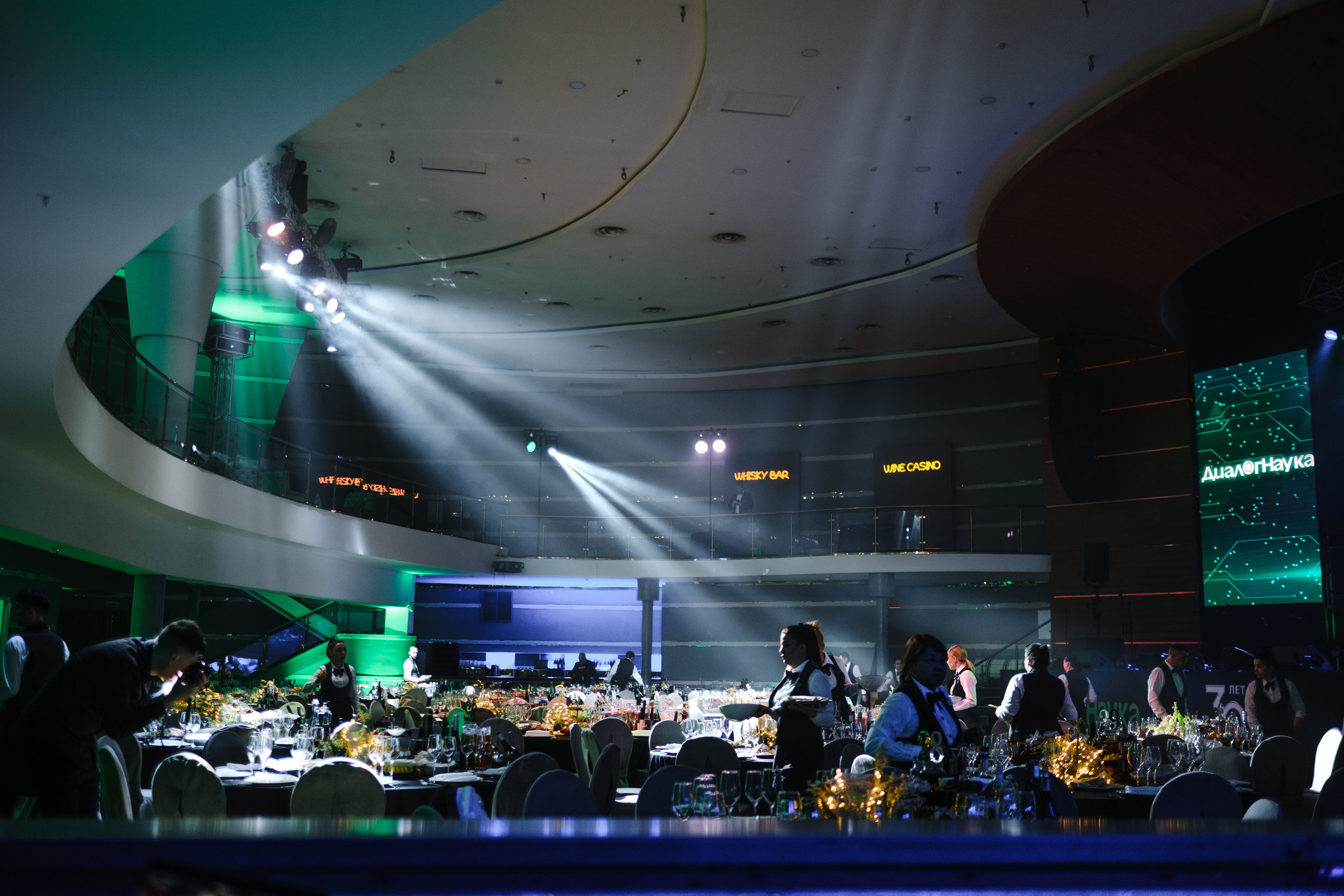 Новогодние корпоративы. Свадебные фотосессии в Москве. Фотограф Сергей Ржевский