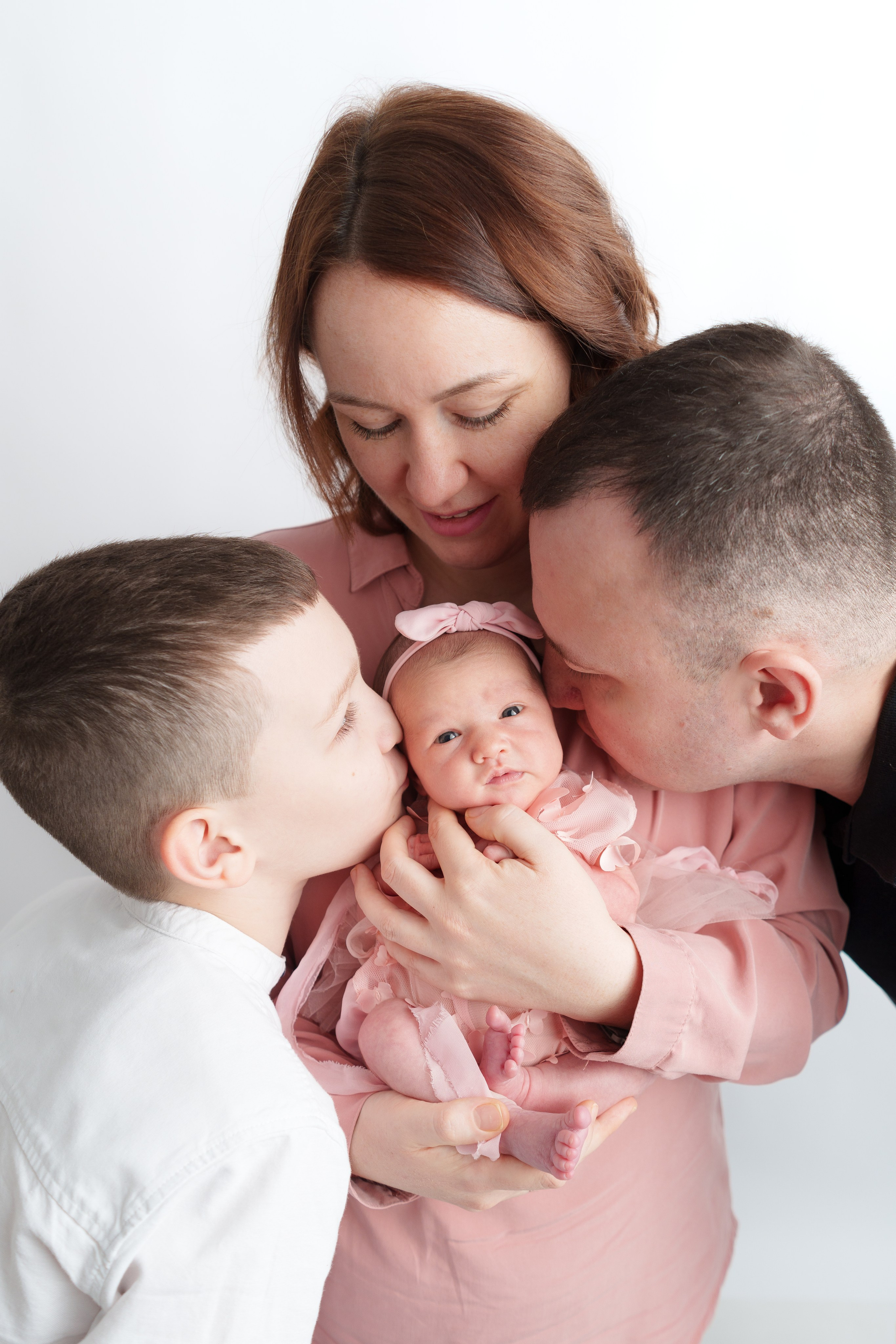 ✨. Профессиональный фотограф новорожденных Тверь