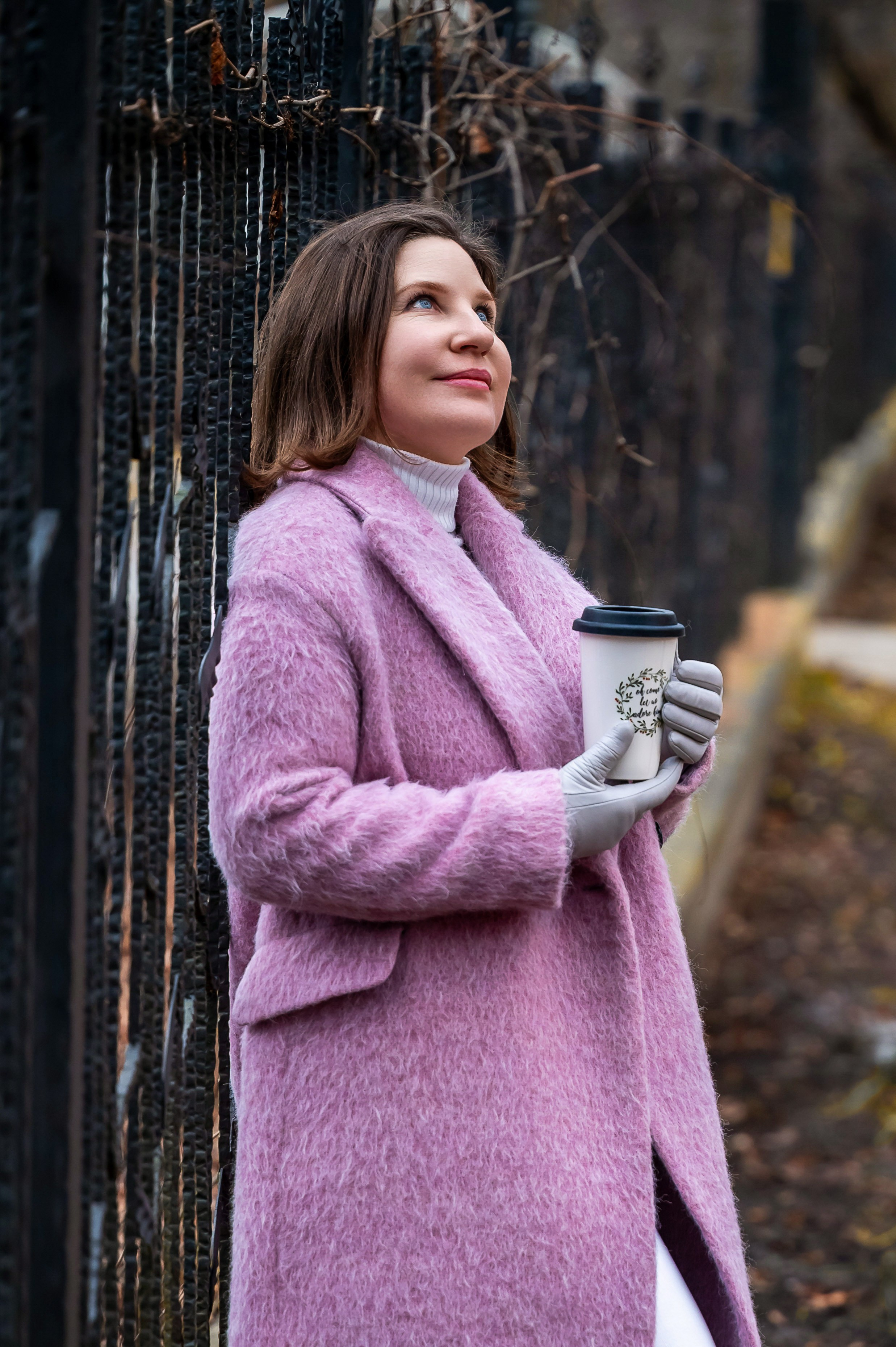 ФОТОСЕССИЯ НА ПРОГУЛКЕ В СОКОЛЬНИКАХ ДЛЯ НАДЕЖДЫ. Портретный фотограф в Москве Евгений Кемайкин