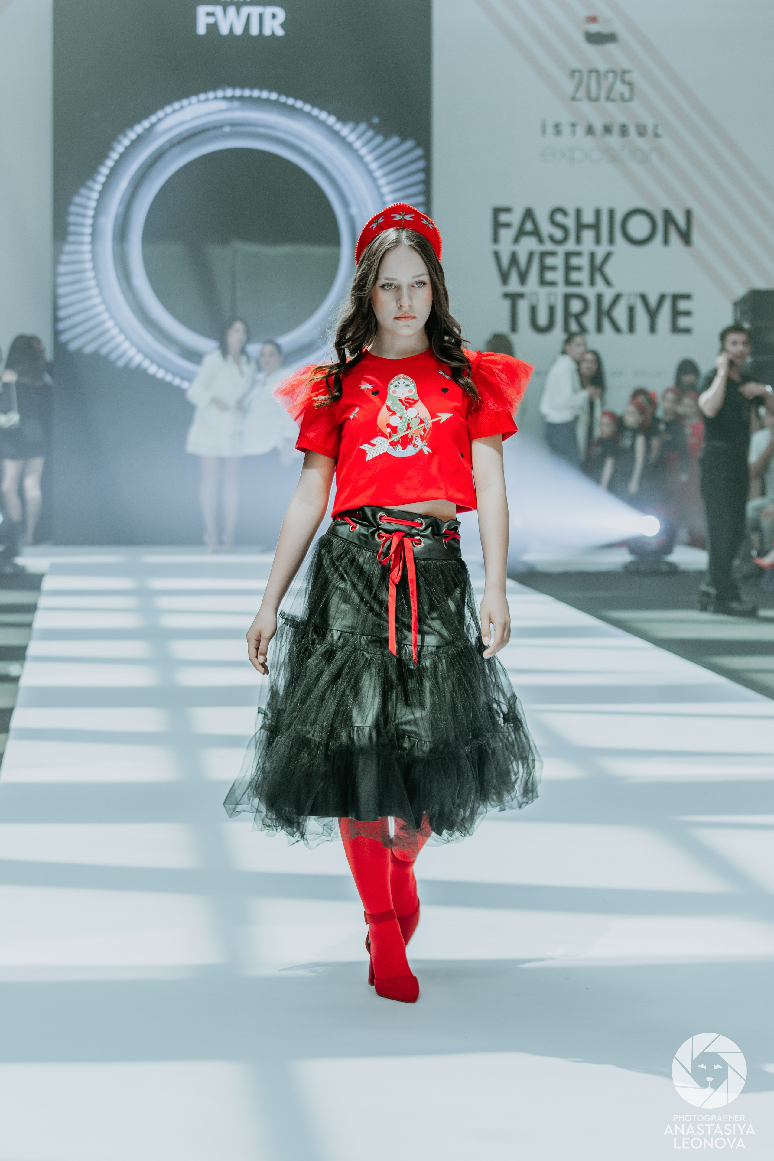Fashion Week Türkiye [spring, 2025]. Anastasia Leonowa