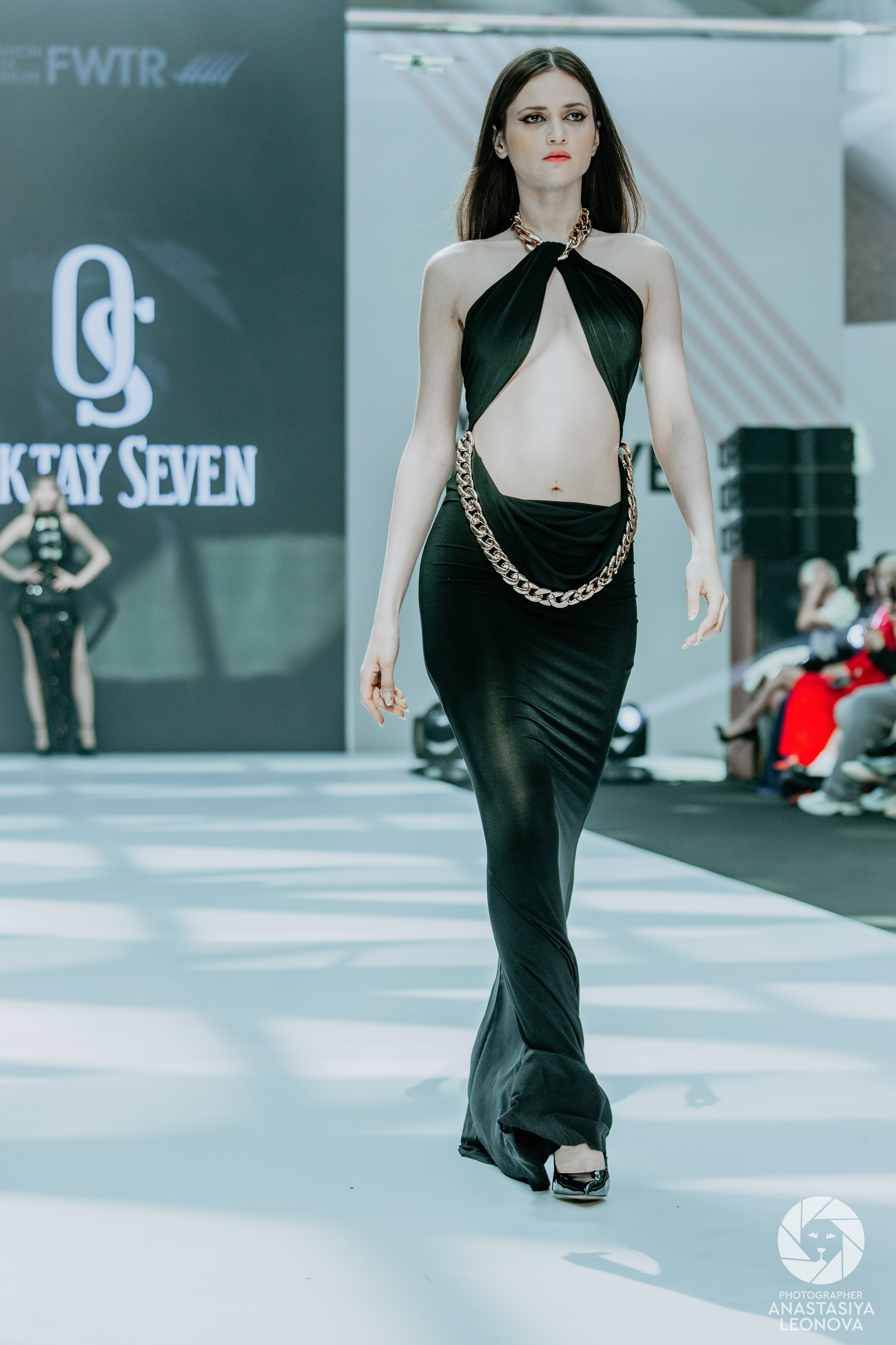 Fashion Week Türkiye [spring, 2025]. Anastasia Leonowa