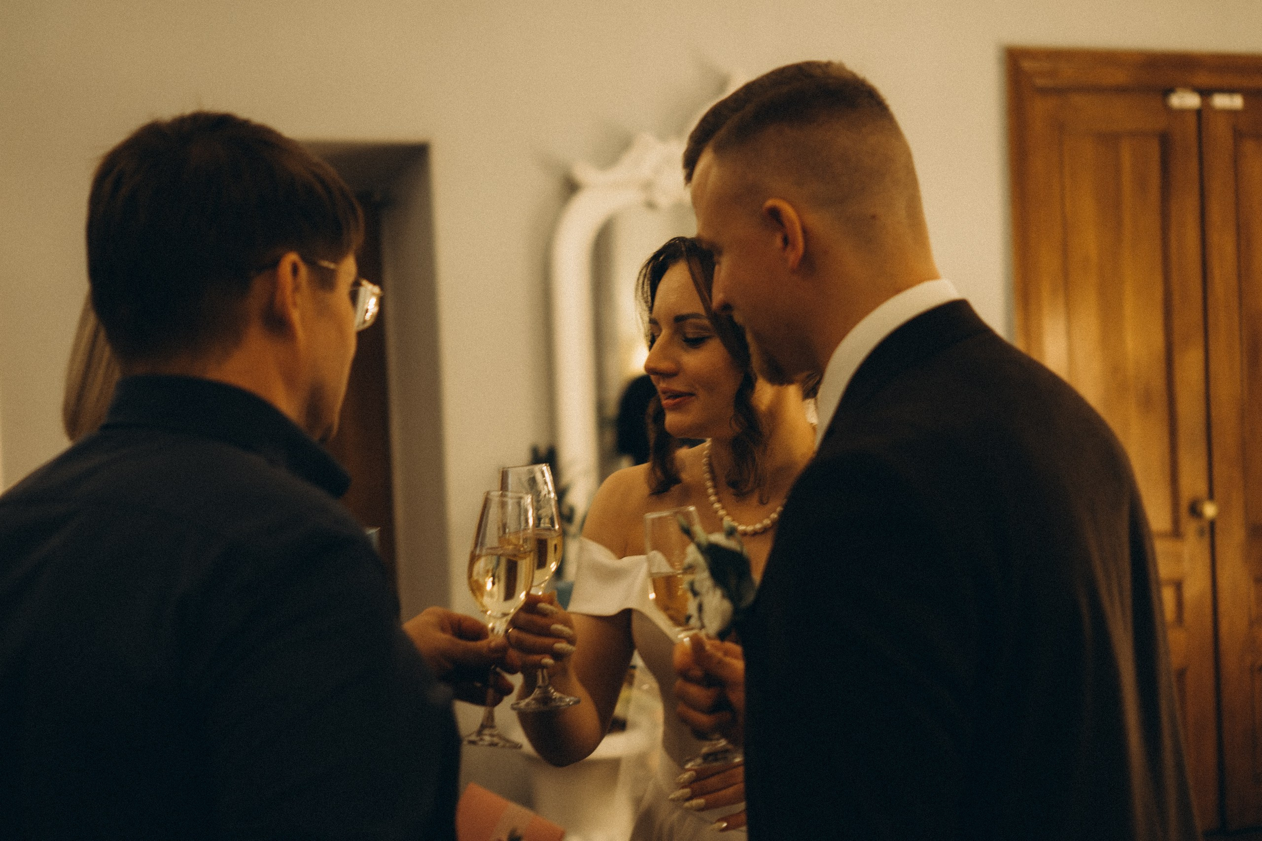 СЬЕМКА РЕПОРТАЖ В ЗАГСЕ (2 ДВОРЕЦ). Профессиональный фотограф, Санкт-Петербург — Виктория Богомолова