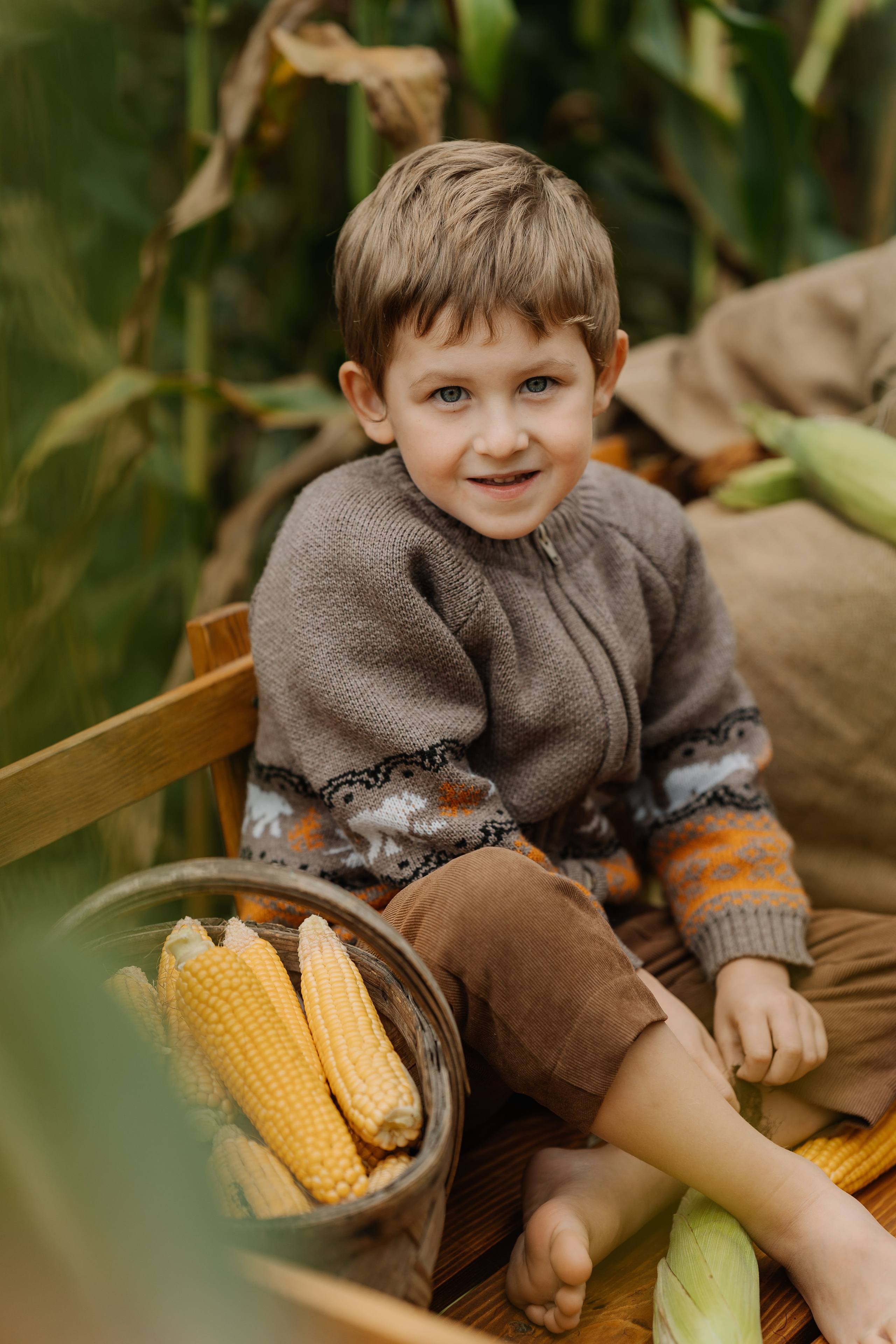 Ваня и Илья в кукурузе. СВАДЕБНЫЙ ФОТОГРАФ КРАСНОЯРСК