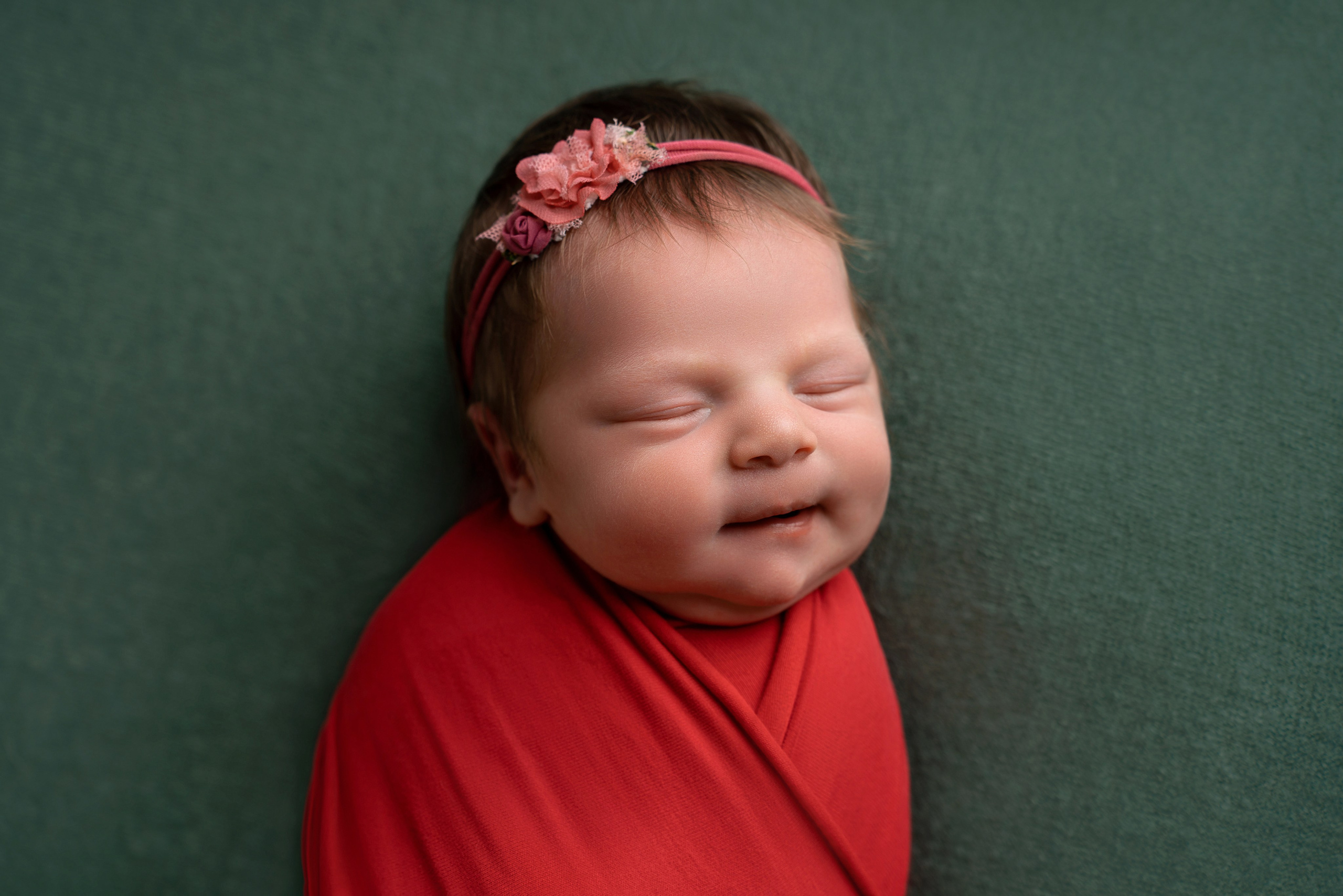 Ньюборн. Фотограф новорожденных Оренбург и свадебный фотограф Оренбург