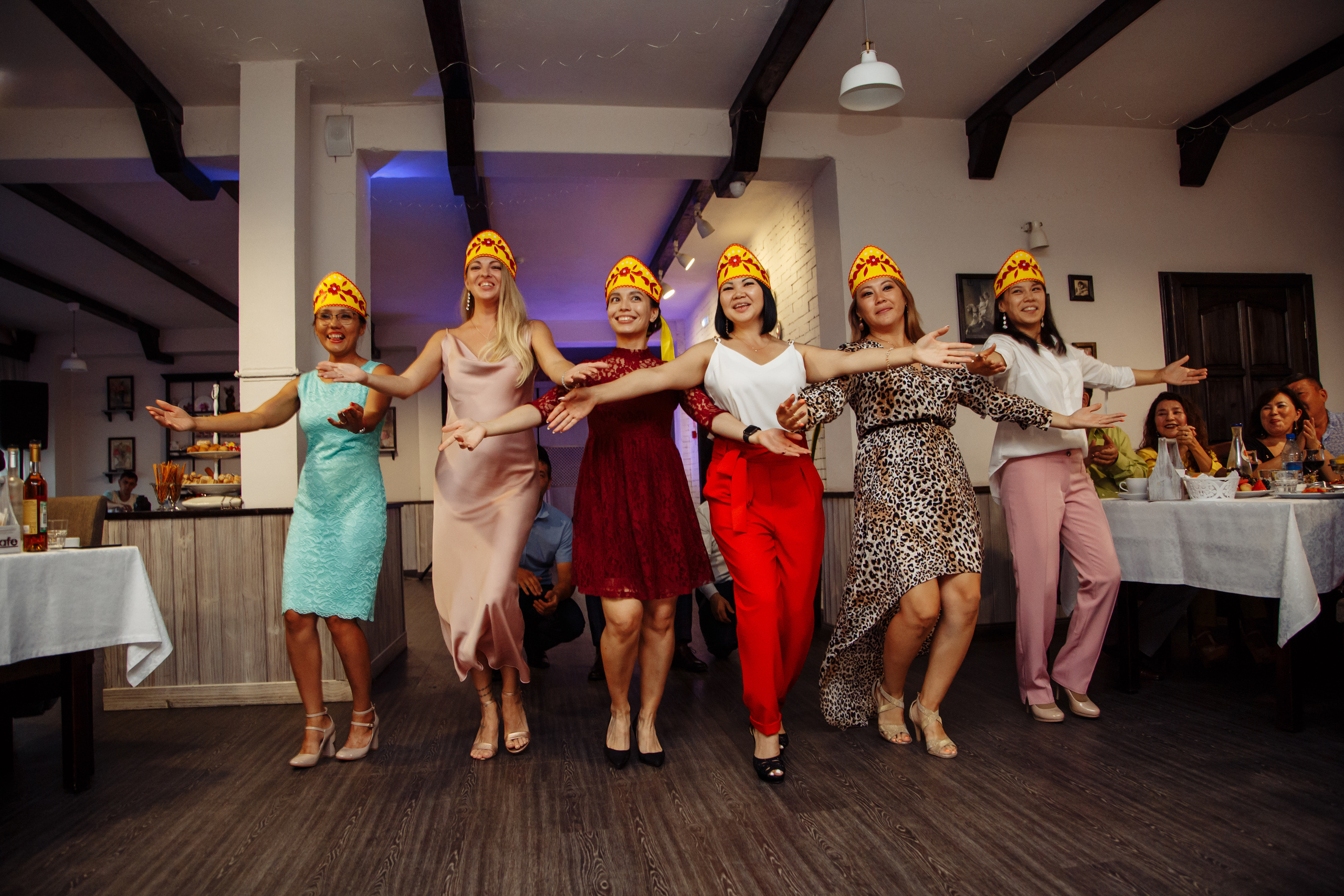 Свадьбы. Свадебный фотограф в Абакане. Food фотограф. Фотоссесии