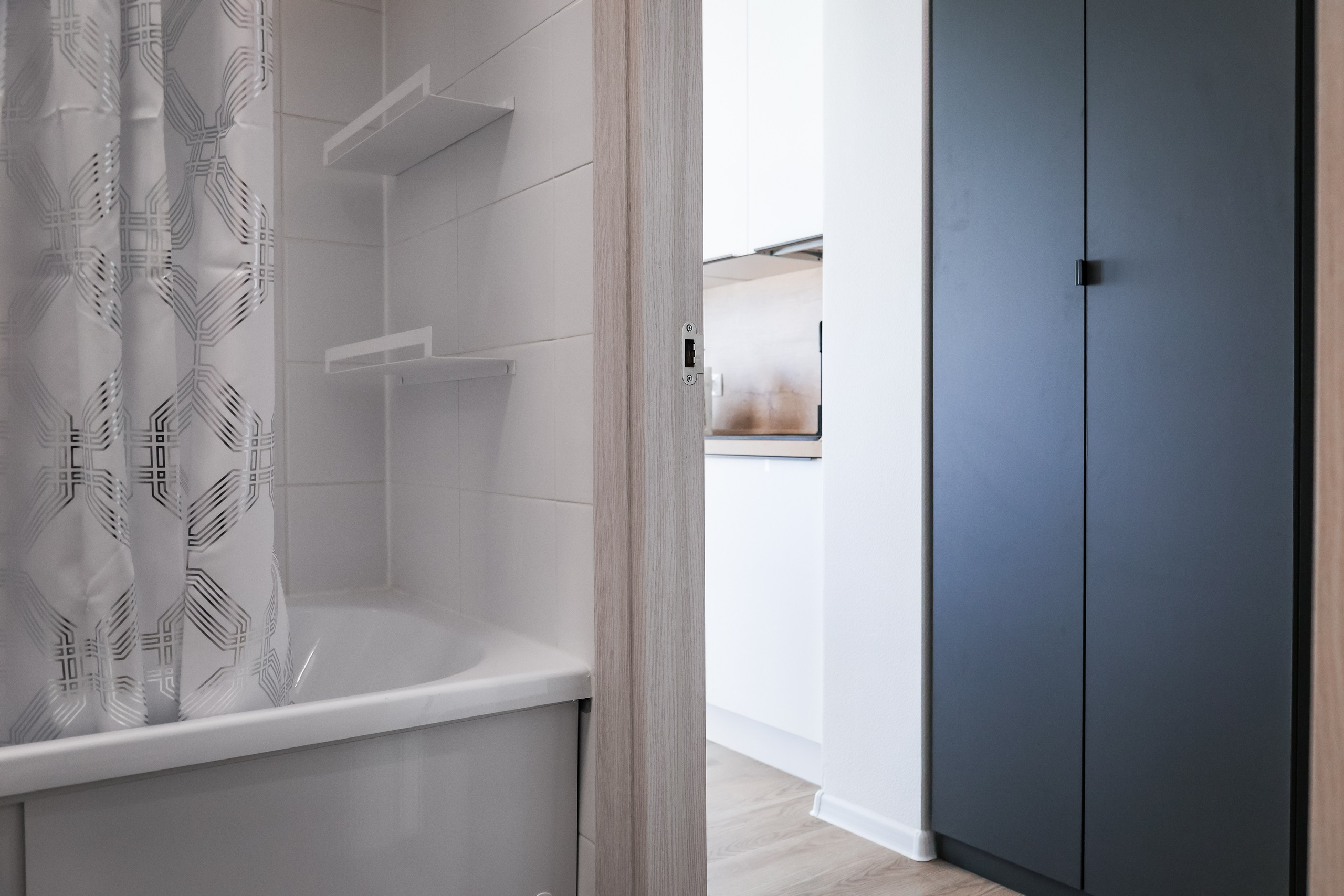 APARTMENT COMPLEX INTERIOR. Mixturecaptures