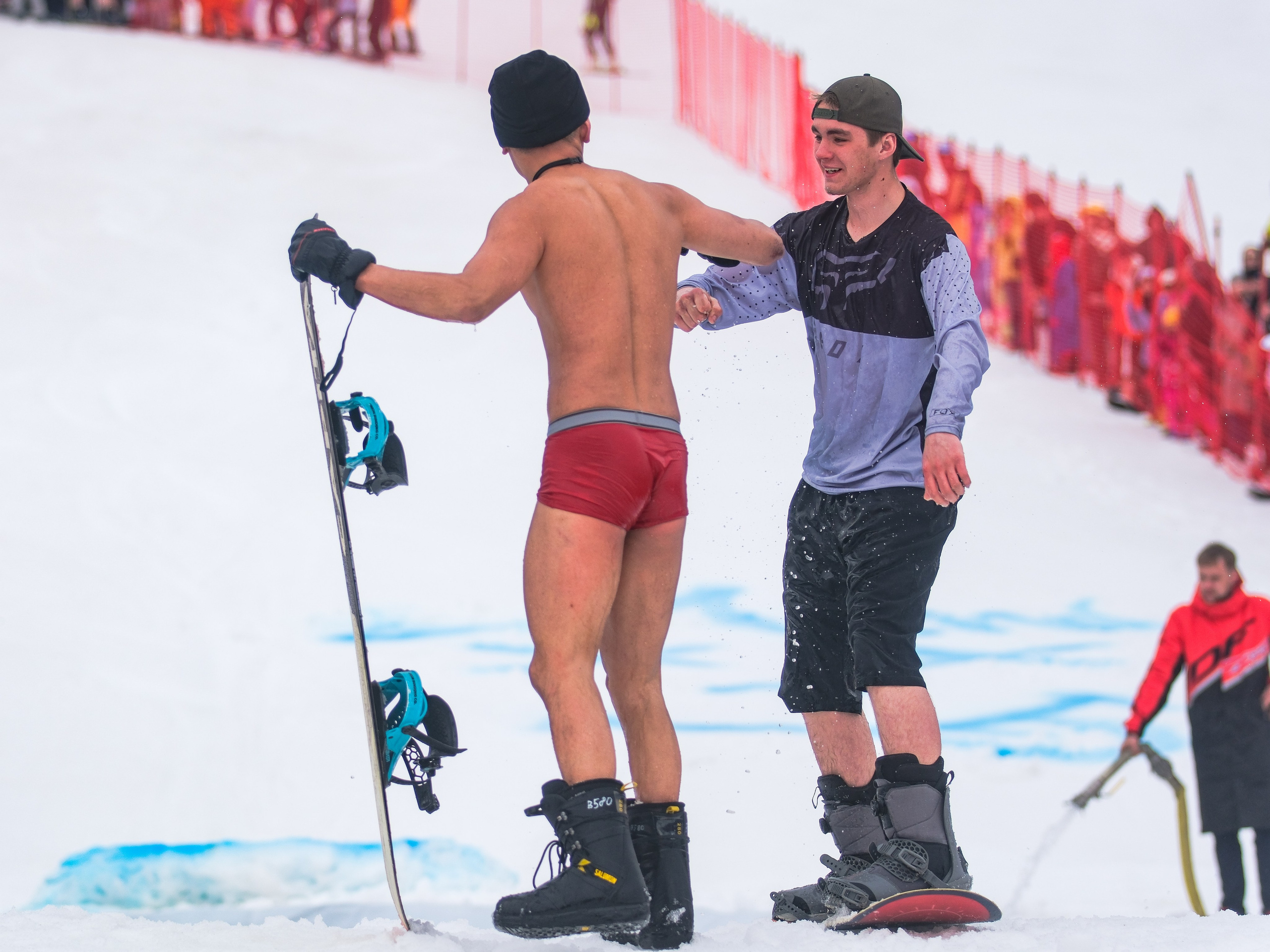 Снежный фестиваль 2026. Фотограф. г. Южно-Сахалинск. Олег Толстов