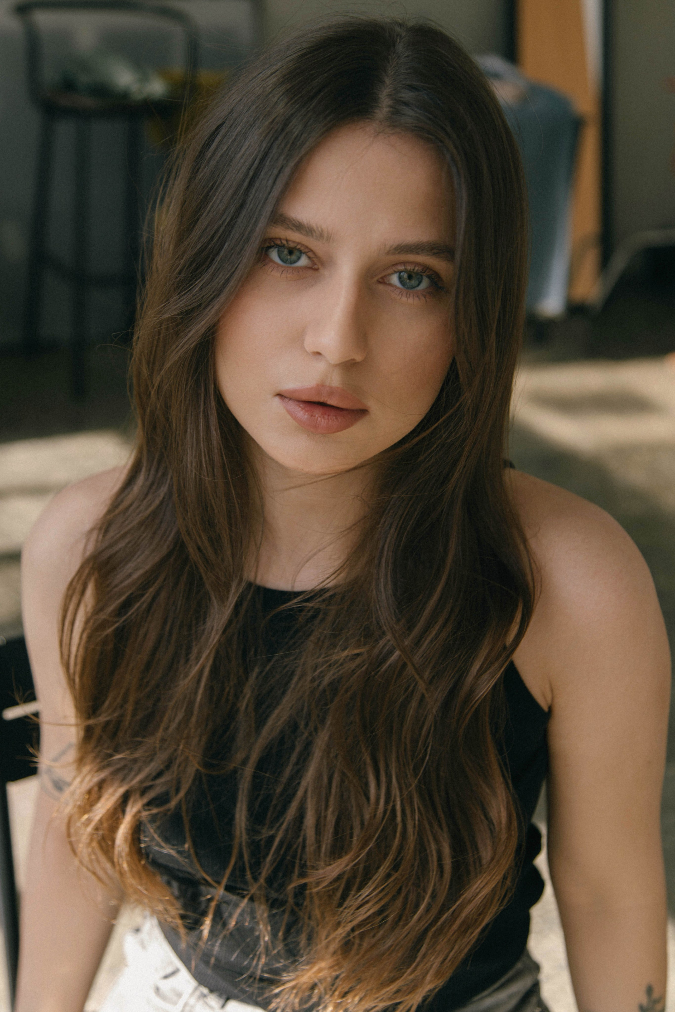 Ксюша. Минимализм, портреты в студии. Фотограф Ксения Третьякова, Санкт-Петербург