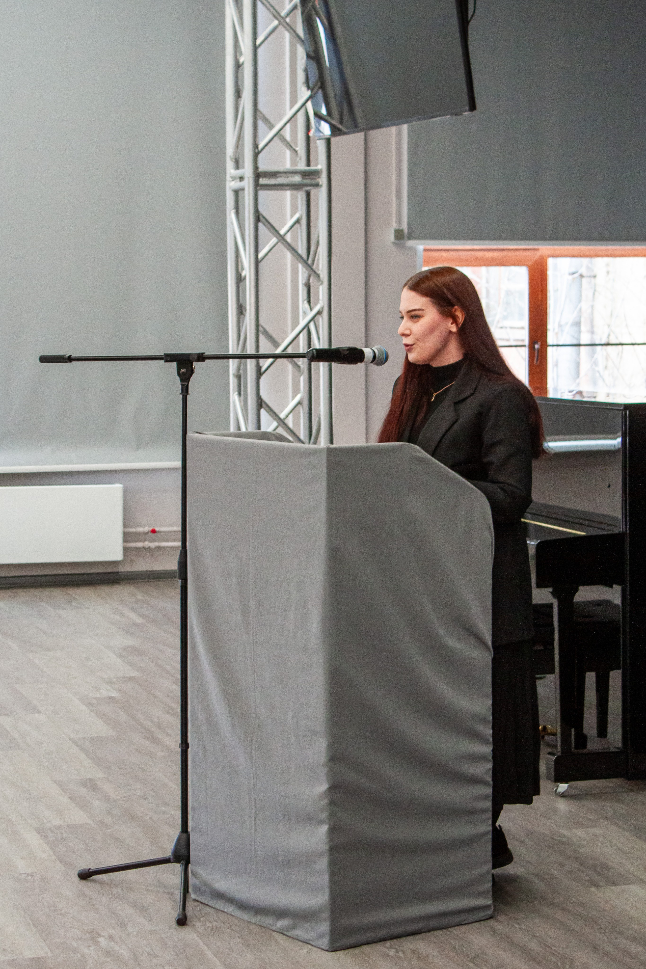 Ярмарка вакансий в Екатеринбургской академии современного искусства 2025