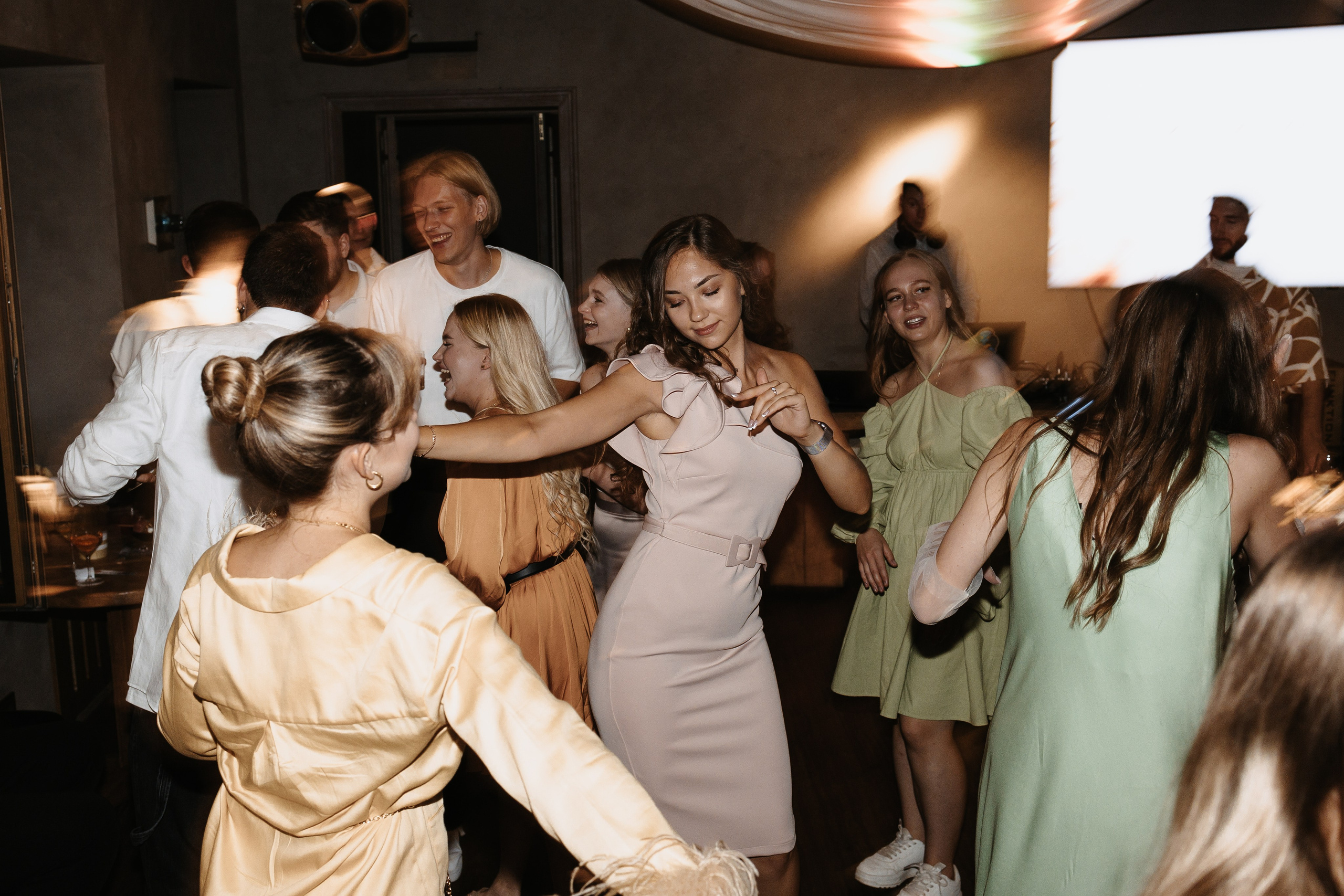 Илья и Ксюша (2024). Свадебный и семейный фотограф в Москве Яна Шувалова