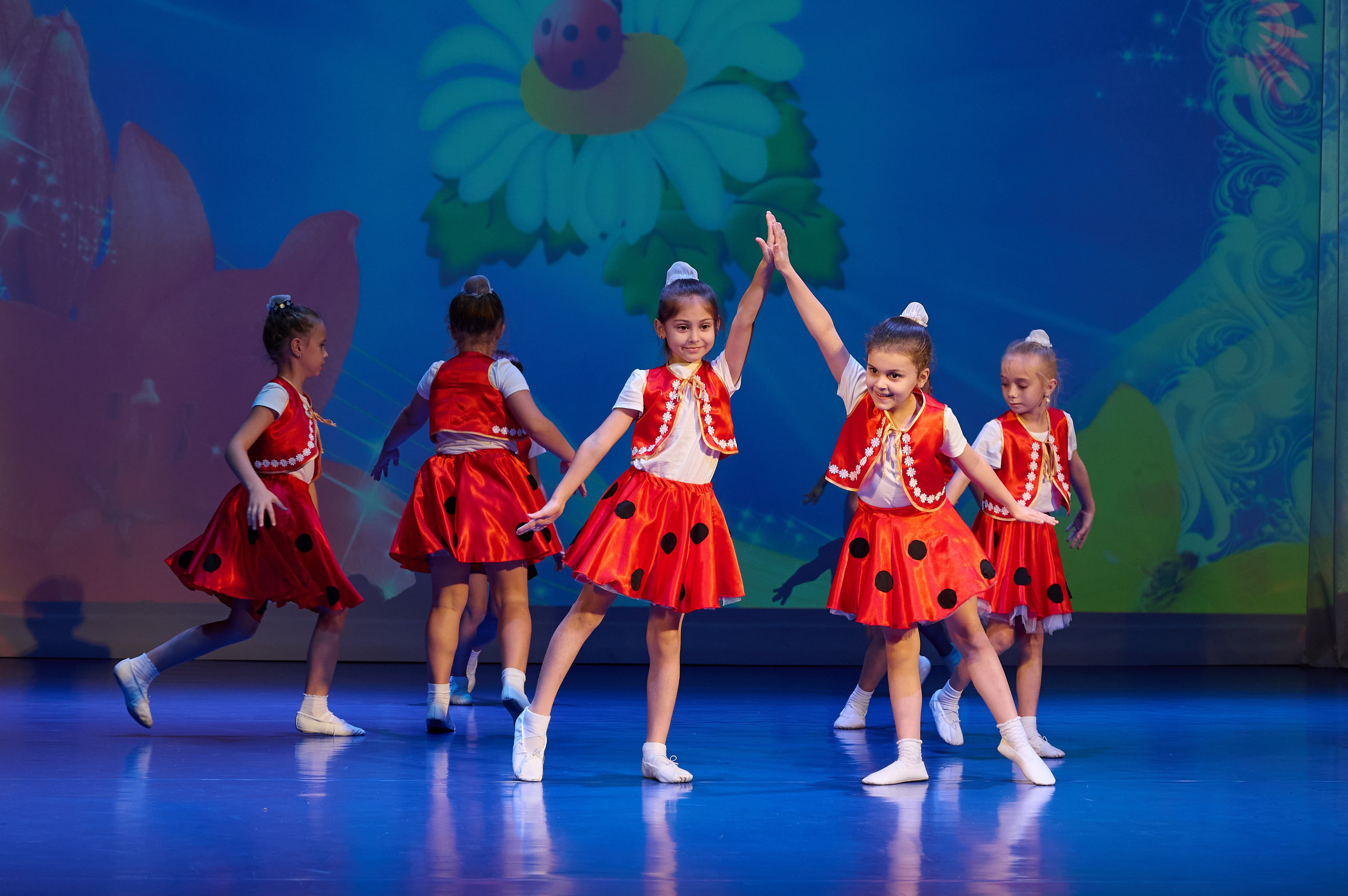 День матери. Марьина роща. Жизнь курорта Кабардинка в фотографиях