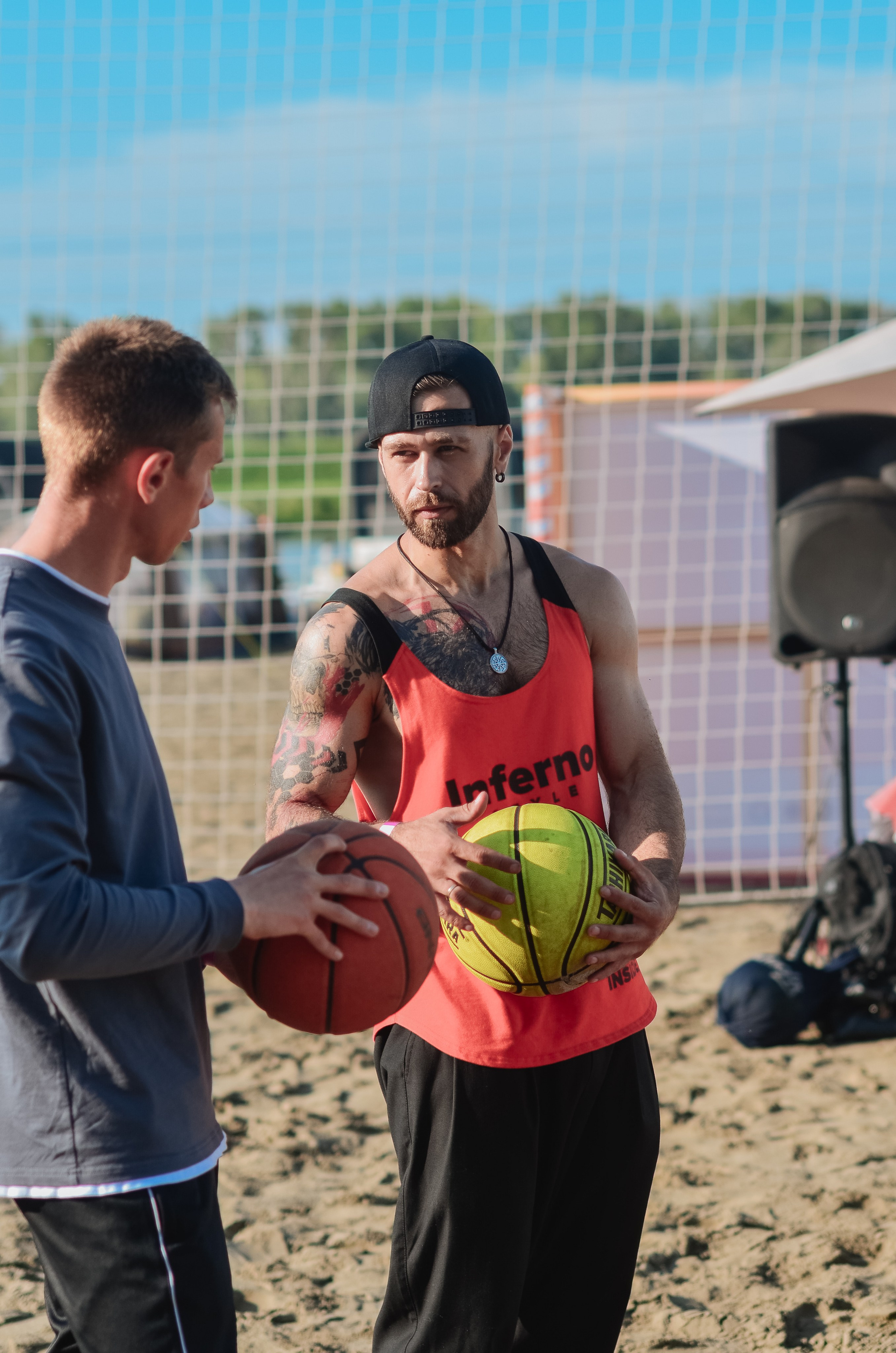 Фестиваль «Грань» 2025. Спортивная площадка. Денисова Аля — фотограф для парных съемок и индивидуальных историй в Барнауле