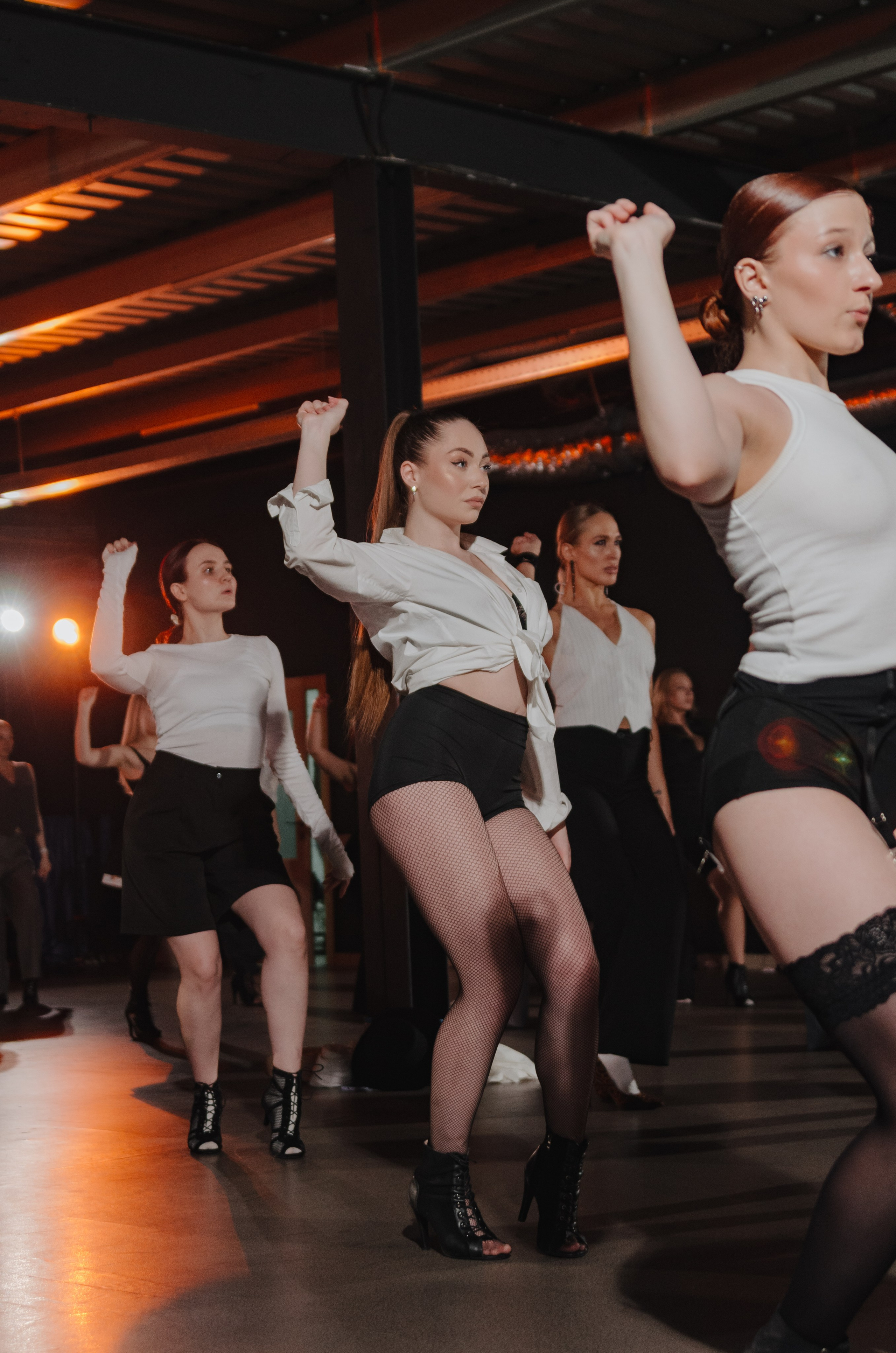 Birthday heels class Екатерины Ингачевой. Денисова Аля — фотограф для парных съемок и индивидуальных историй в Барнауле