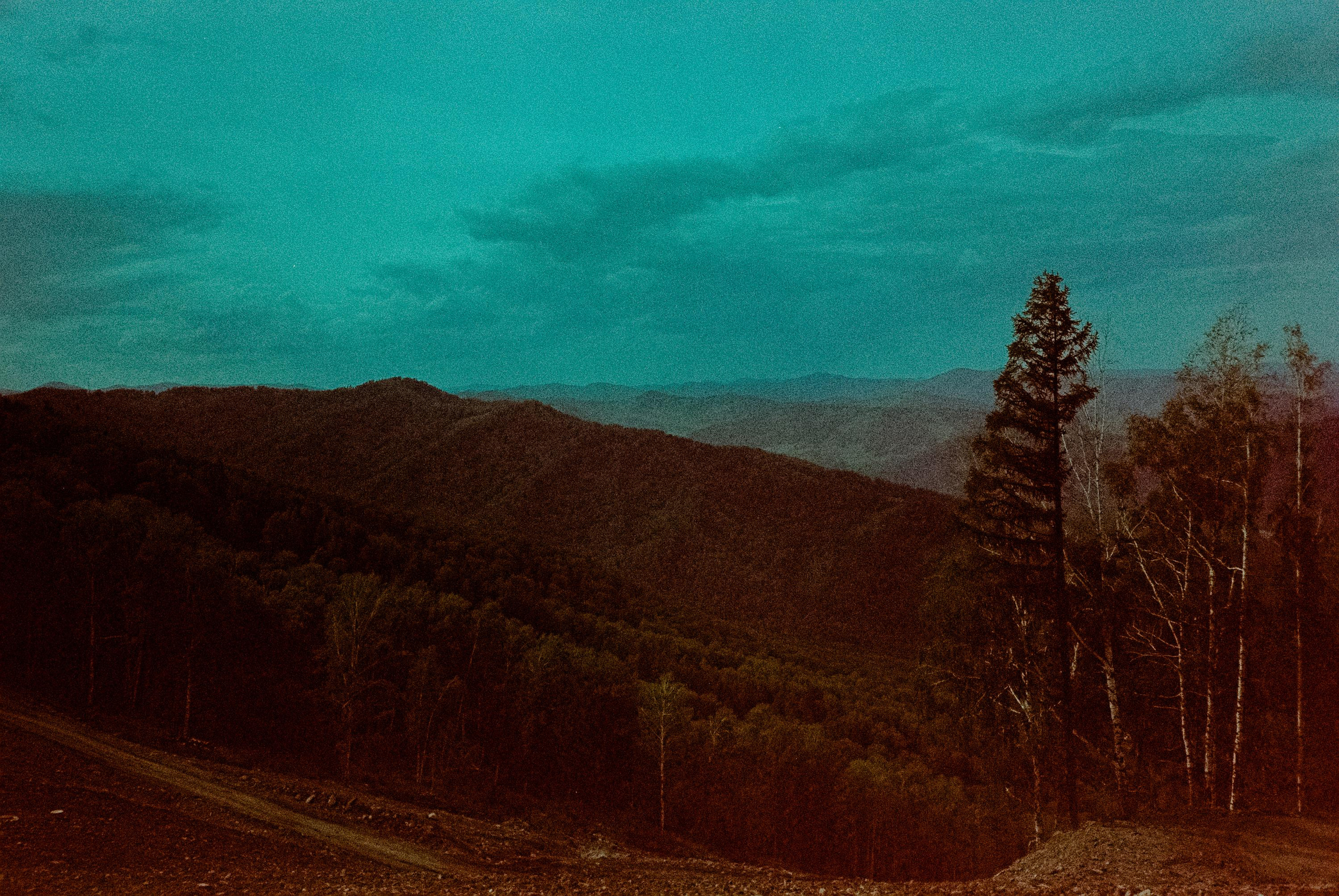 Горный курорт Манжерок. Эксперимент с просрочкой. Фотограф-документалист Мария Осокина