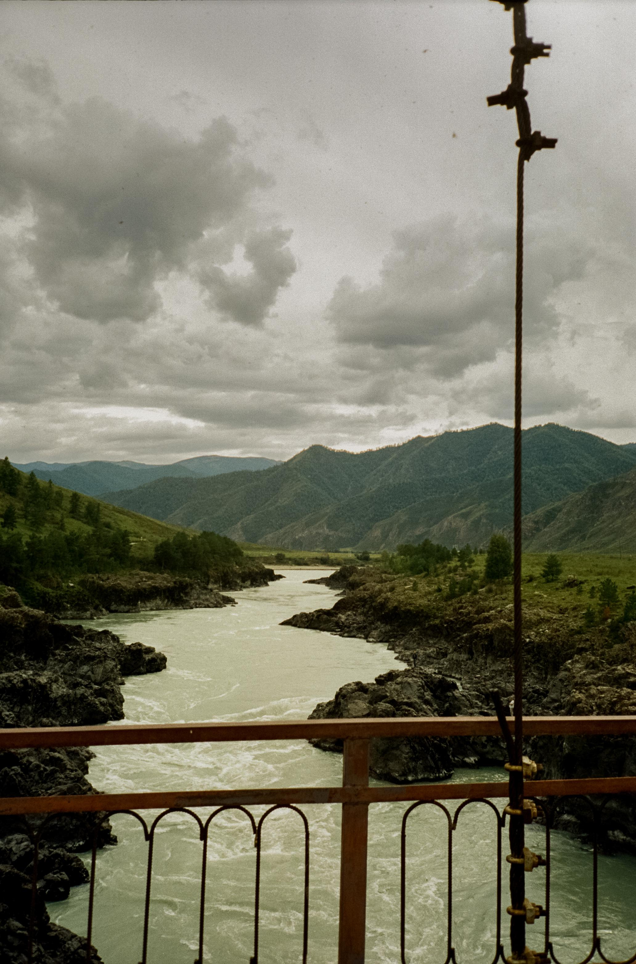Ороктойский мост. Самое глубокое место Катуни. Фотограф-документалист Мария Осокина