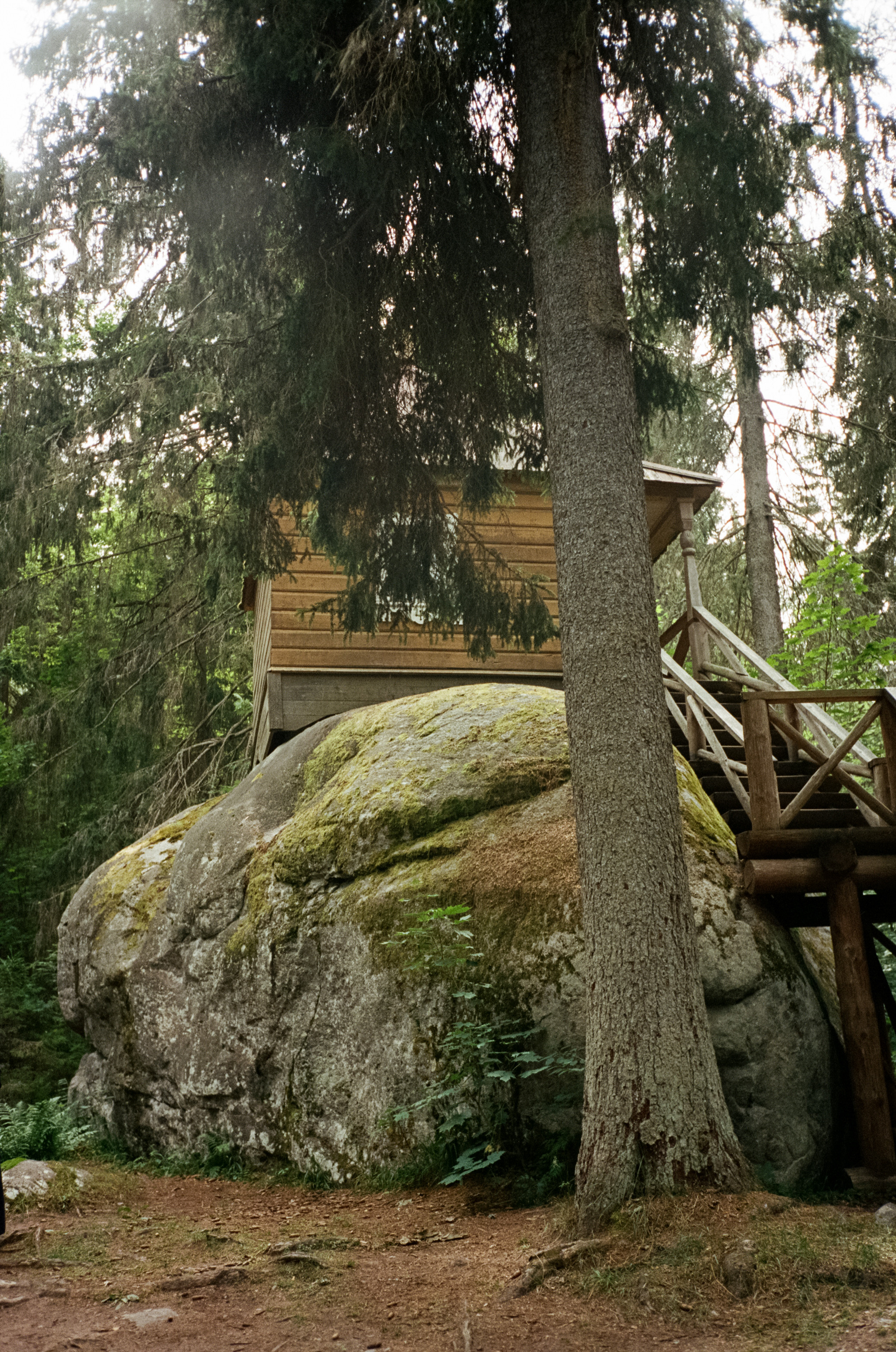 Остров Коневец. Конь-камень, берег Ладоги и Святая гора. Фотограф-документалист Мария Осокина
