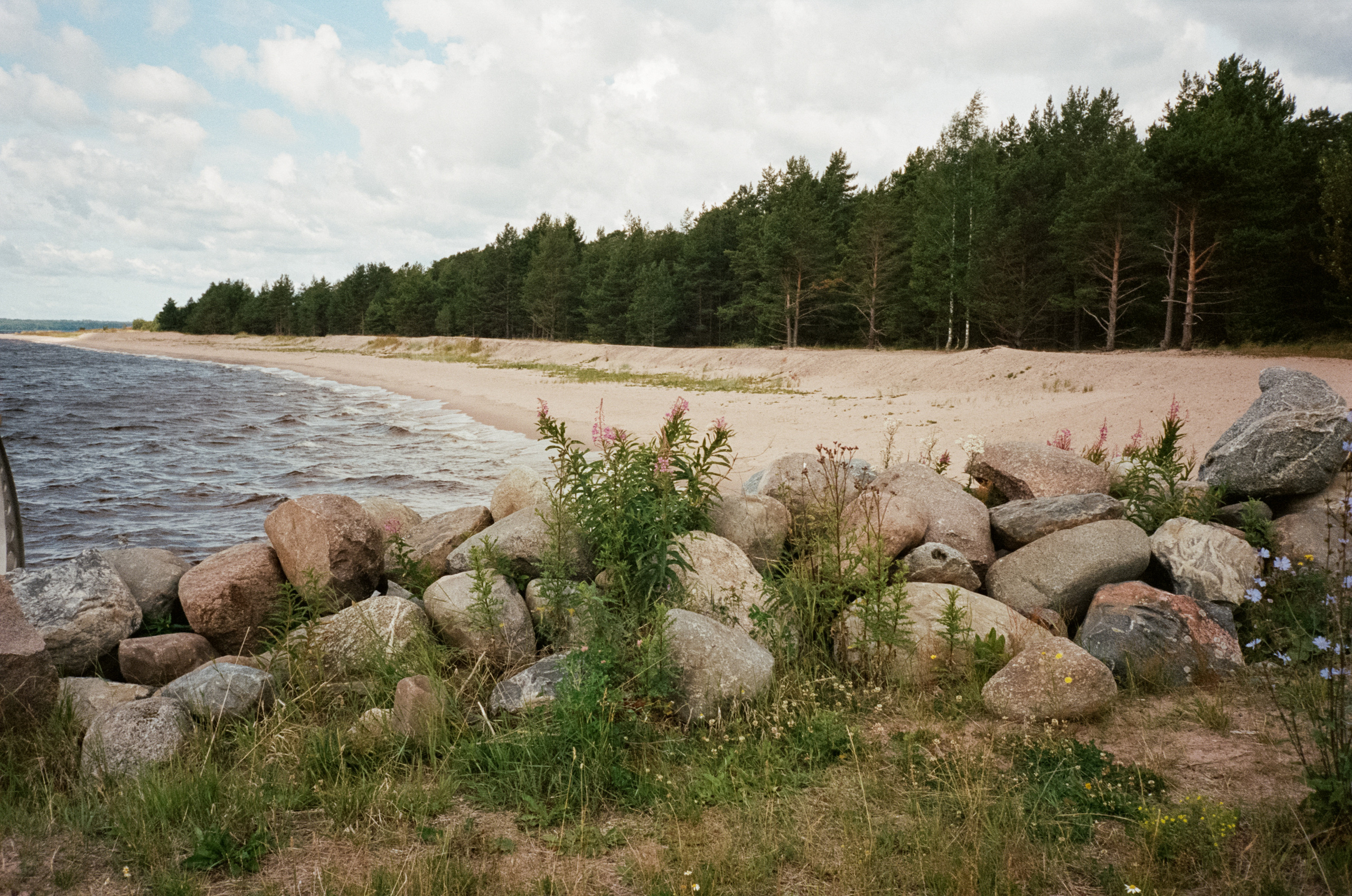 Остров Коневец. Бухта Владимировка, Коневский монастырь и Собор Рожде. Фотограф-документалист Мария Осокина