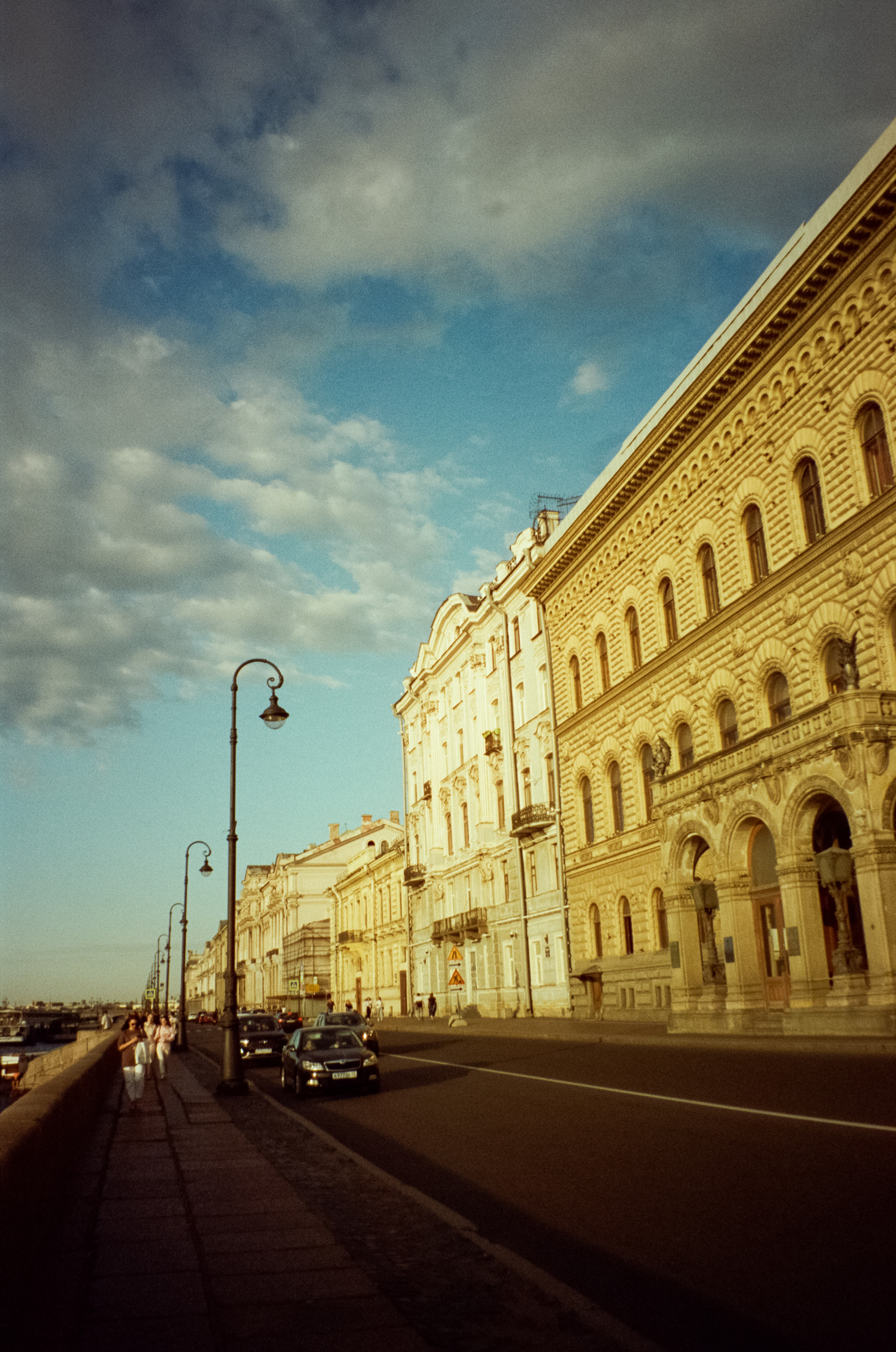 Вечерний Питер и утро нового дня. Фотограф-документалист Мария Осокина
