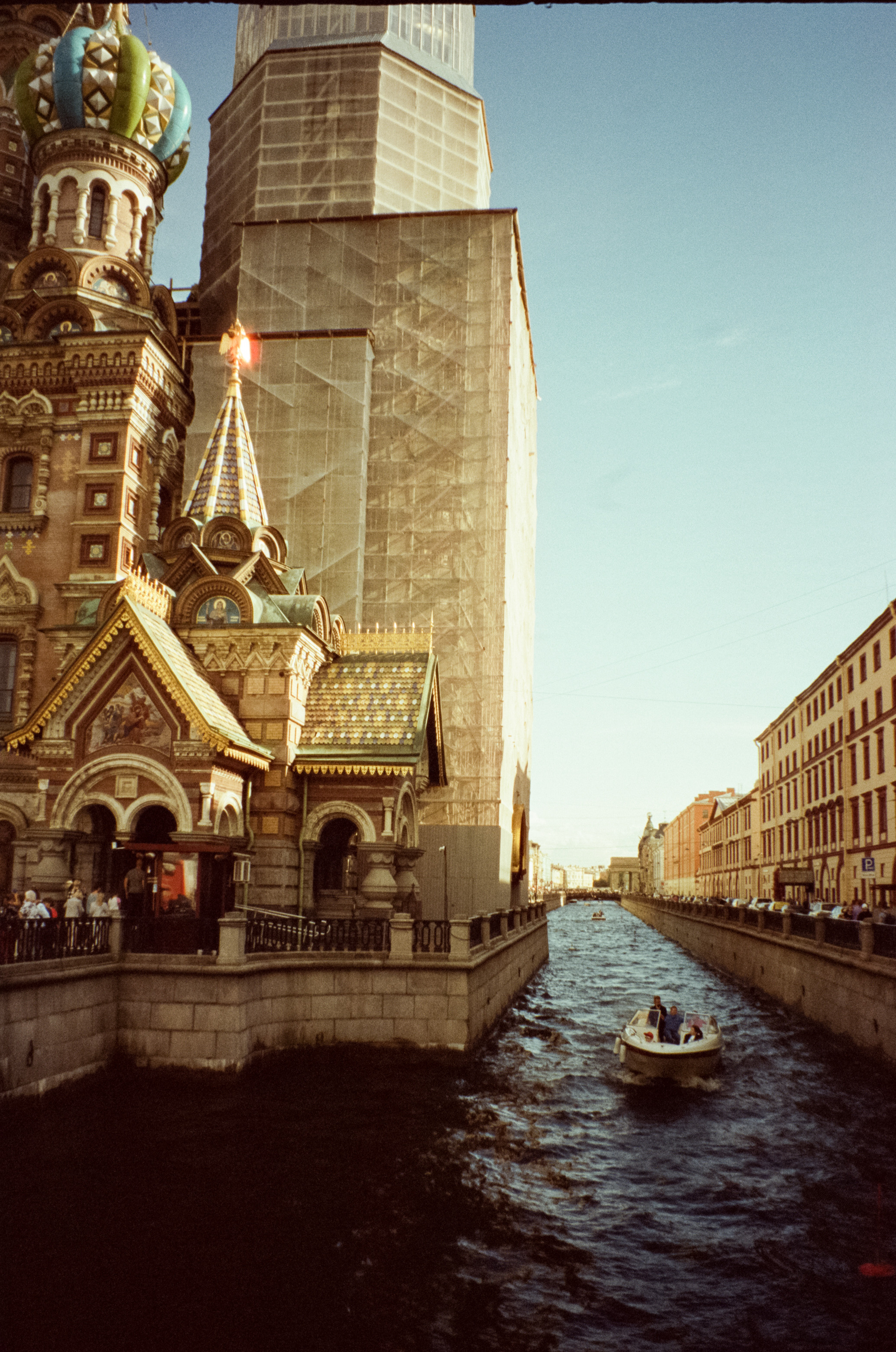 Прогулка по Питеру в солнечный день. Фотограф-документалист Мария Осокина