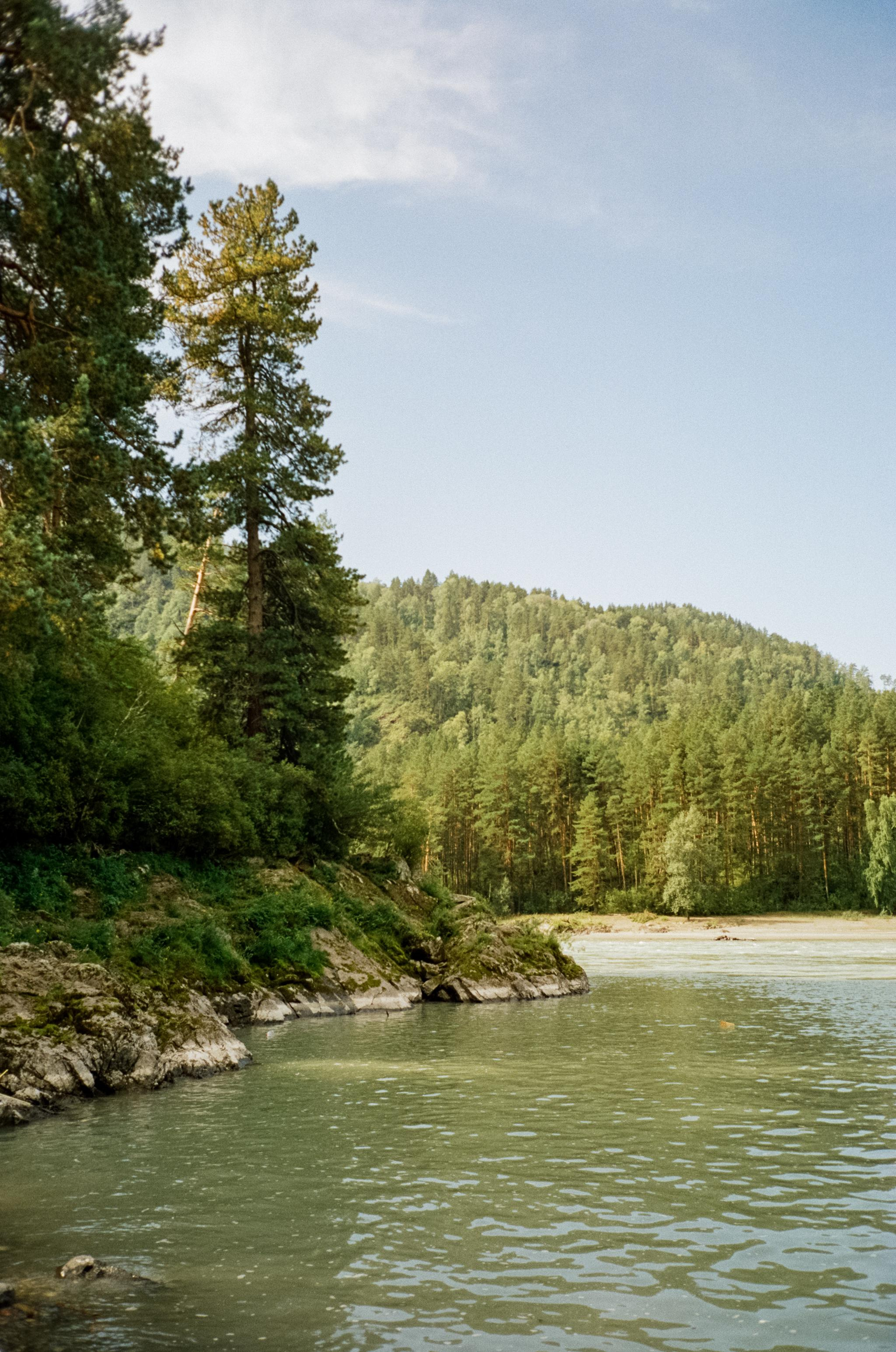 Кызыл-Таш на Катуни. Центр Чуйского тракта, 488 км. Фотограф-документалист Мария Осокина