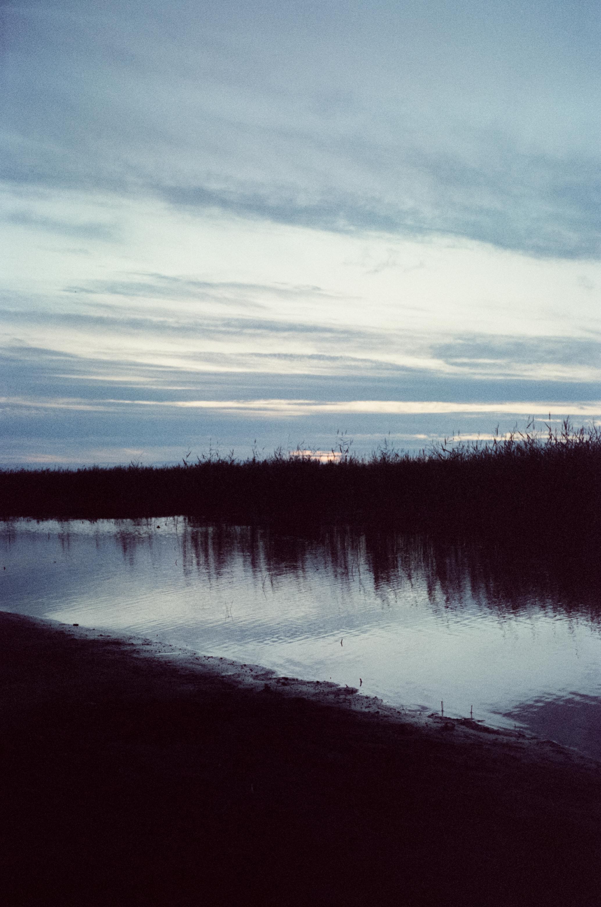 Озеро Отрадное. Рассвет, ДубльДома и утро нового дня. Фотограф-документалист Мария Осокина
