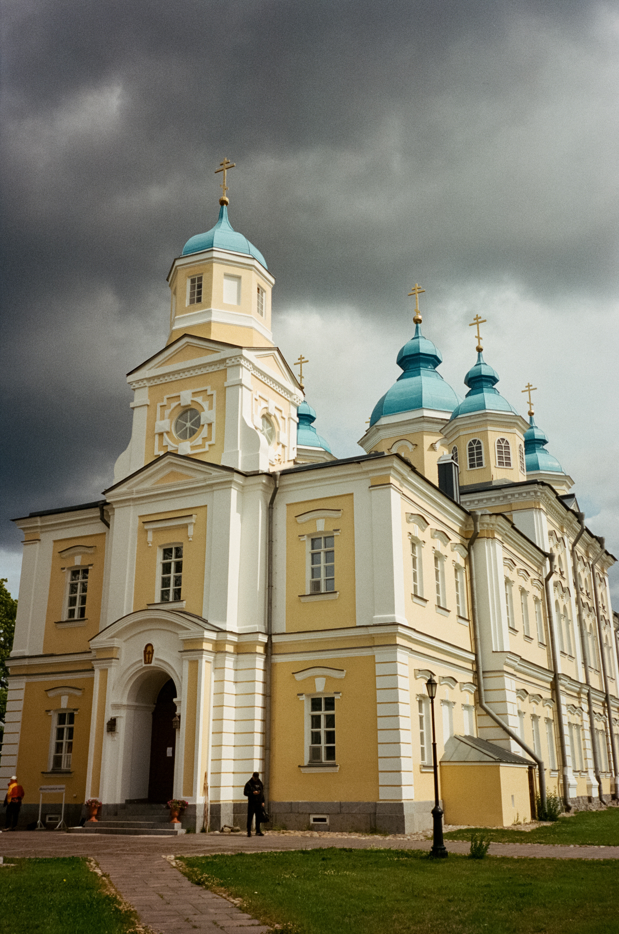 Остров Коневец. Бухта Владимировка, Коневский монастырь и Собор Рожде. Фотограф-документалист Мария Осокина