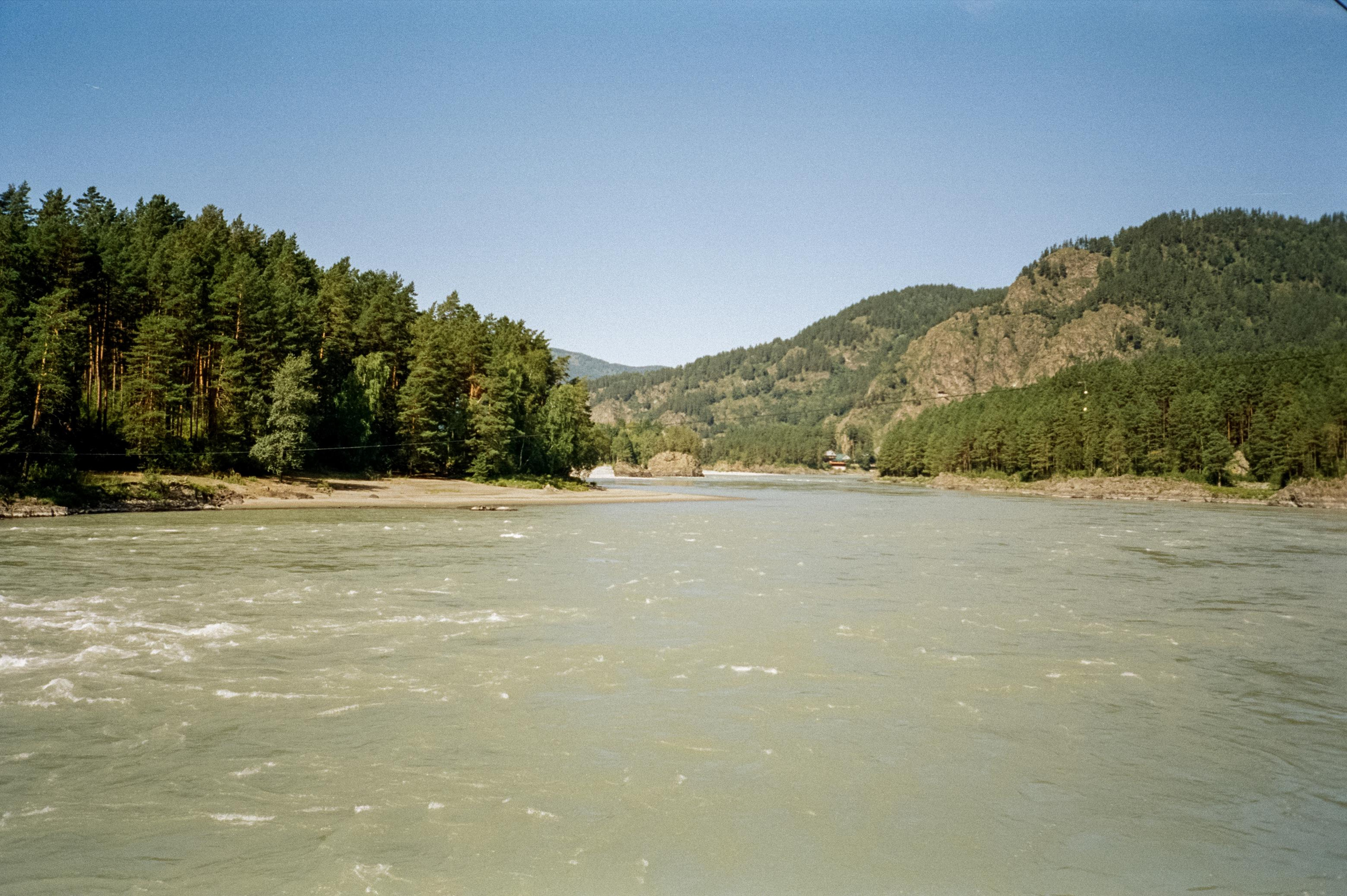 По следам моторафтинга: от Кызыл-Таш до моста к Бирюзовой Катуни. Фотограф-документалист Мария Осокина