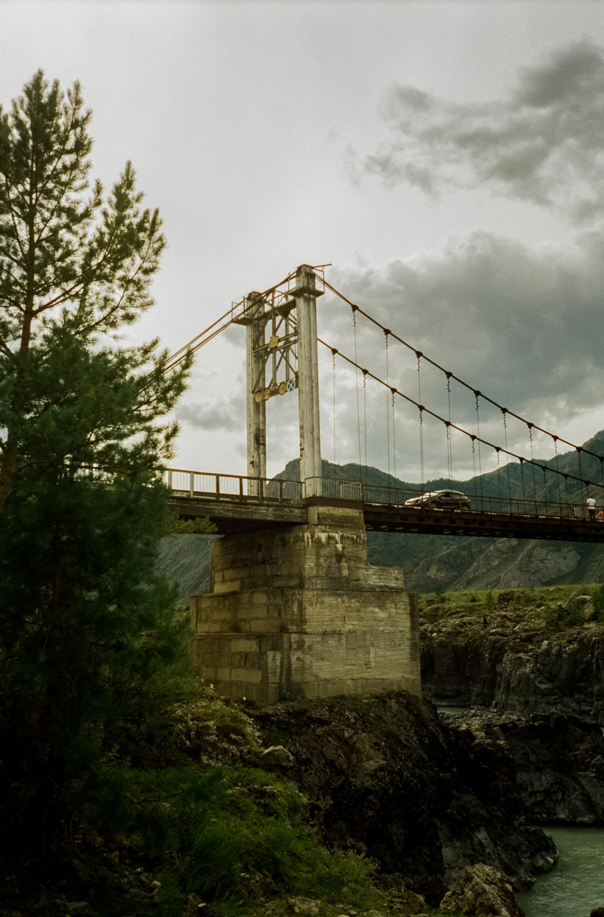 Ороктойский мост. Самое глубокое место Катуни. Фотограф-документалист Мария Осокина