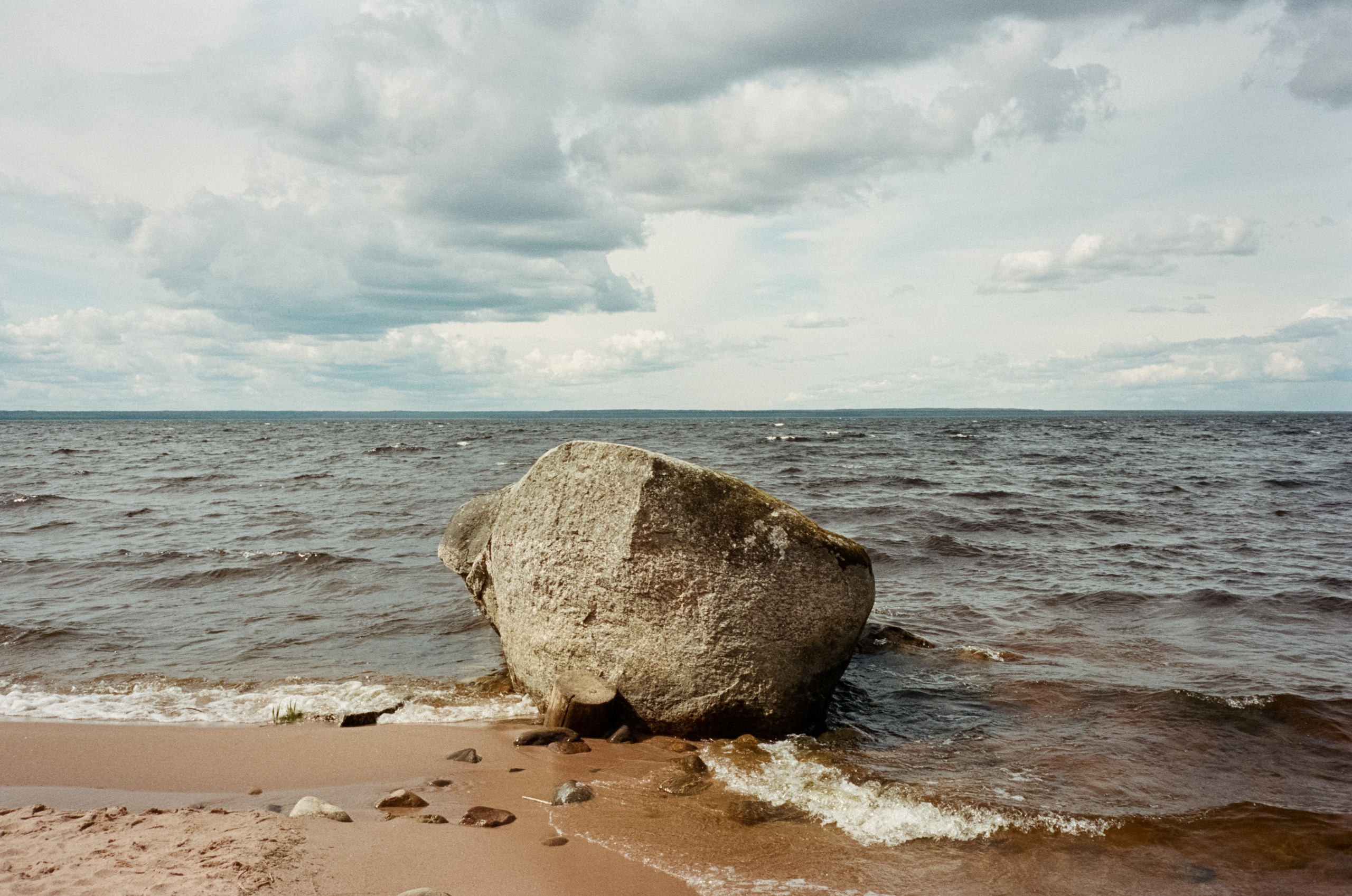 Остров Коневец. Конь-камень, берег Ладоги и Святая гора. Фотограф-документалист Мария Осокина