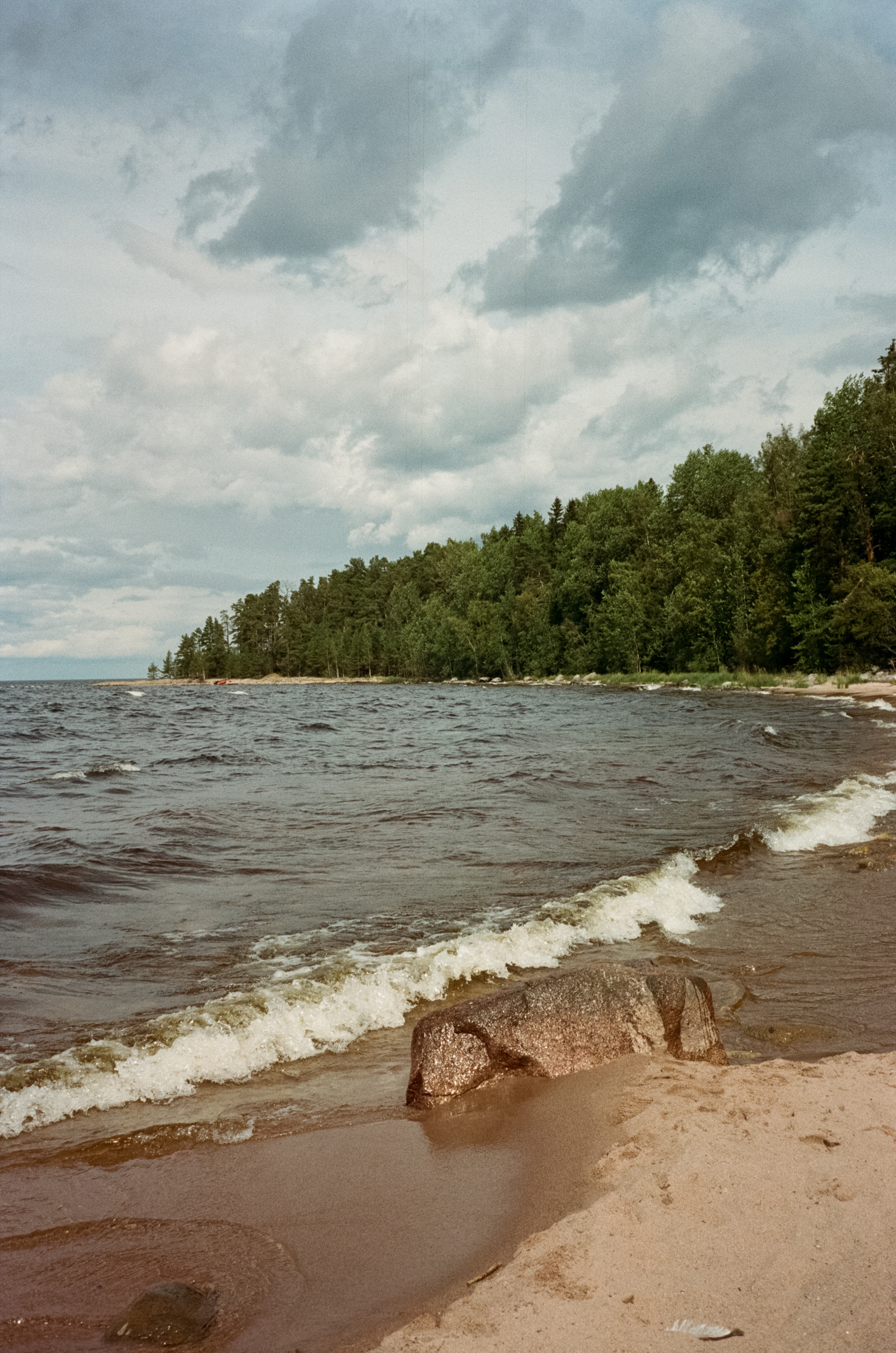 Остров Коневец. Конь-камень, берег Ладоги и Святая гора. Фотограф-документалист Мария Осокина