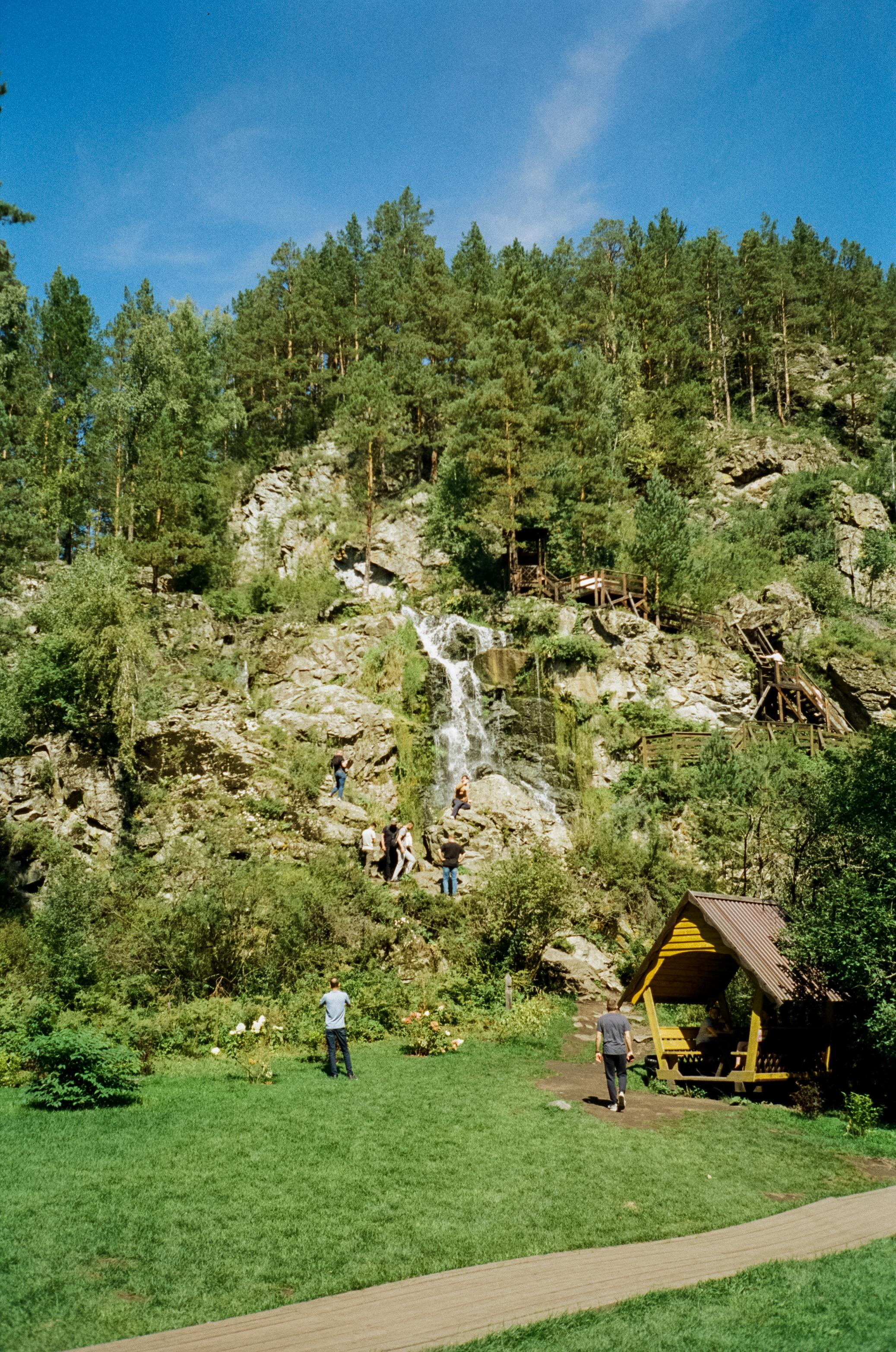 Озеро Ая на закате и Камышлинский водопад. Фотограф-документалист Мария Осокина