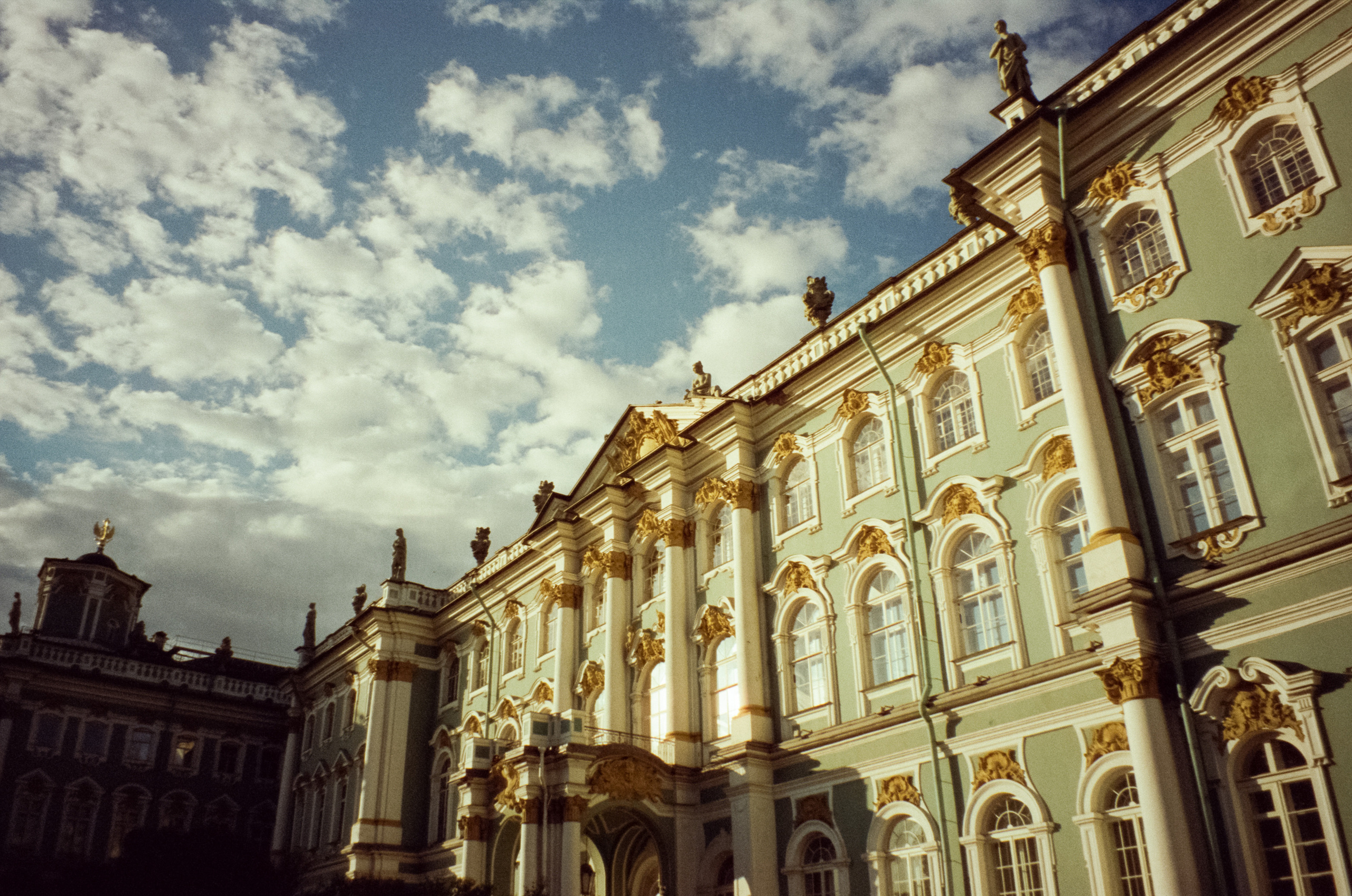 Вечерний Питер и утро нового дня. Фотограф-документалист Мария Осокина