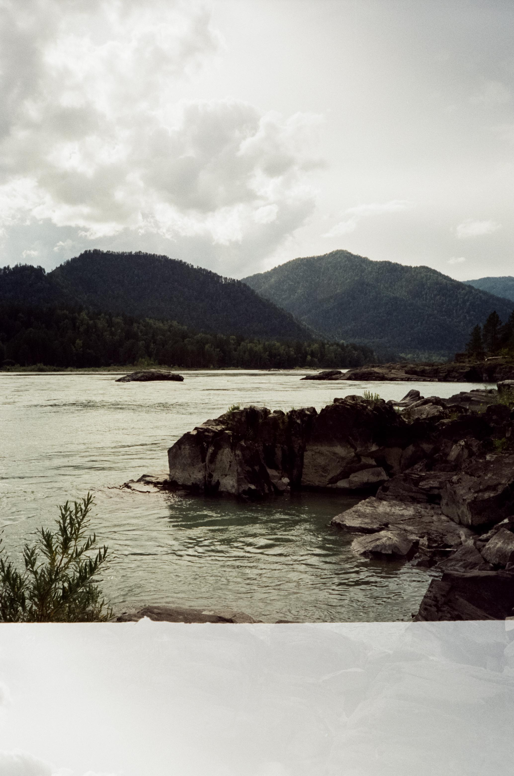 Coffee bus на Чемальском тракте и база Голубые озера. Фотограф-документалист Мария Осокина