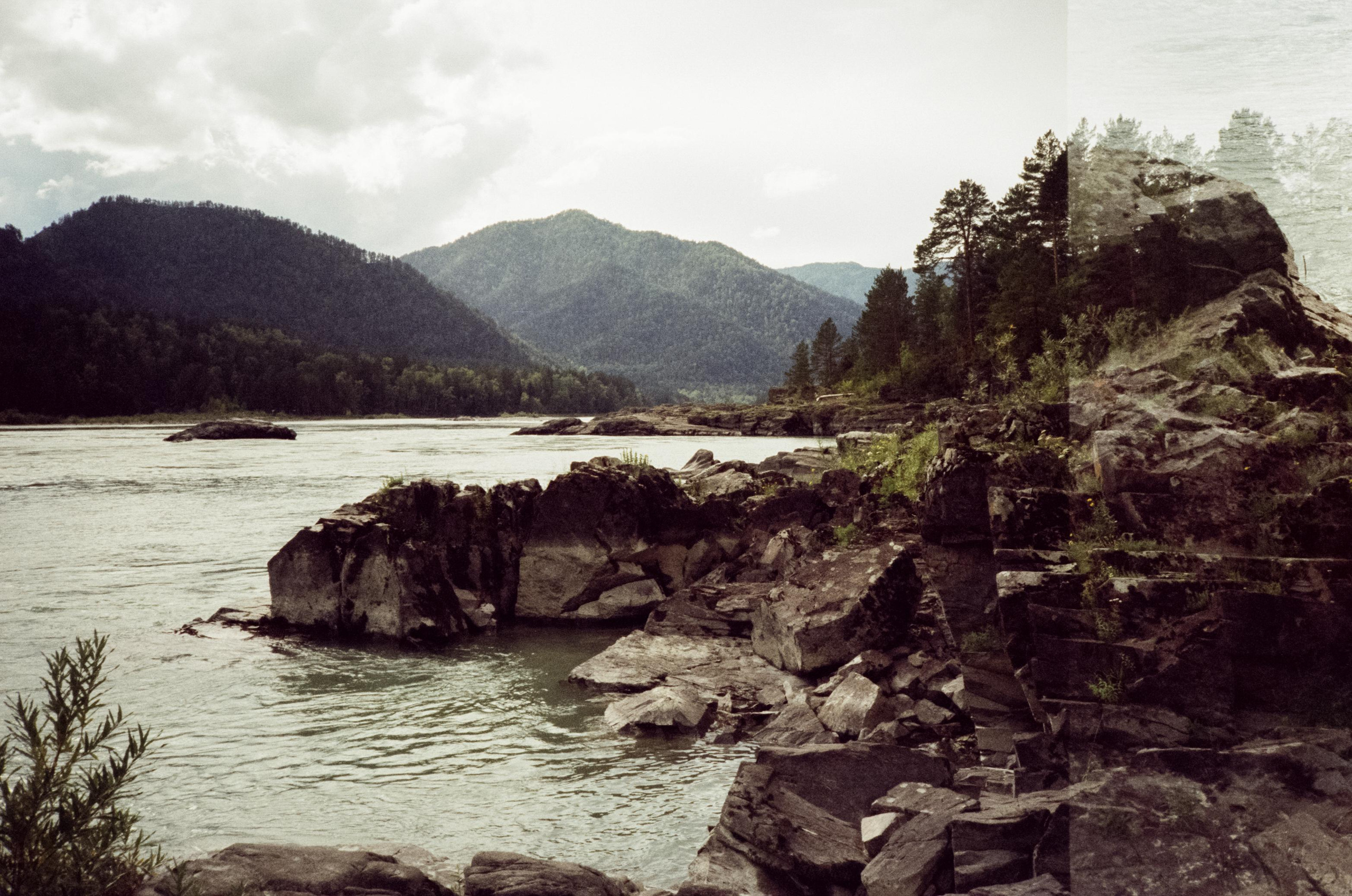 Coffee bus на Чемальском тракте и база Голубые озера. Фотограф-документалист Мария Осокина